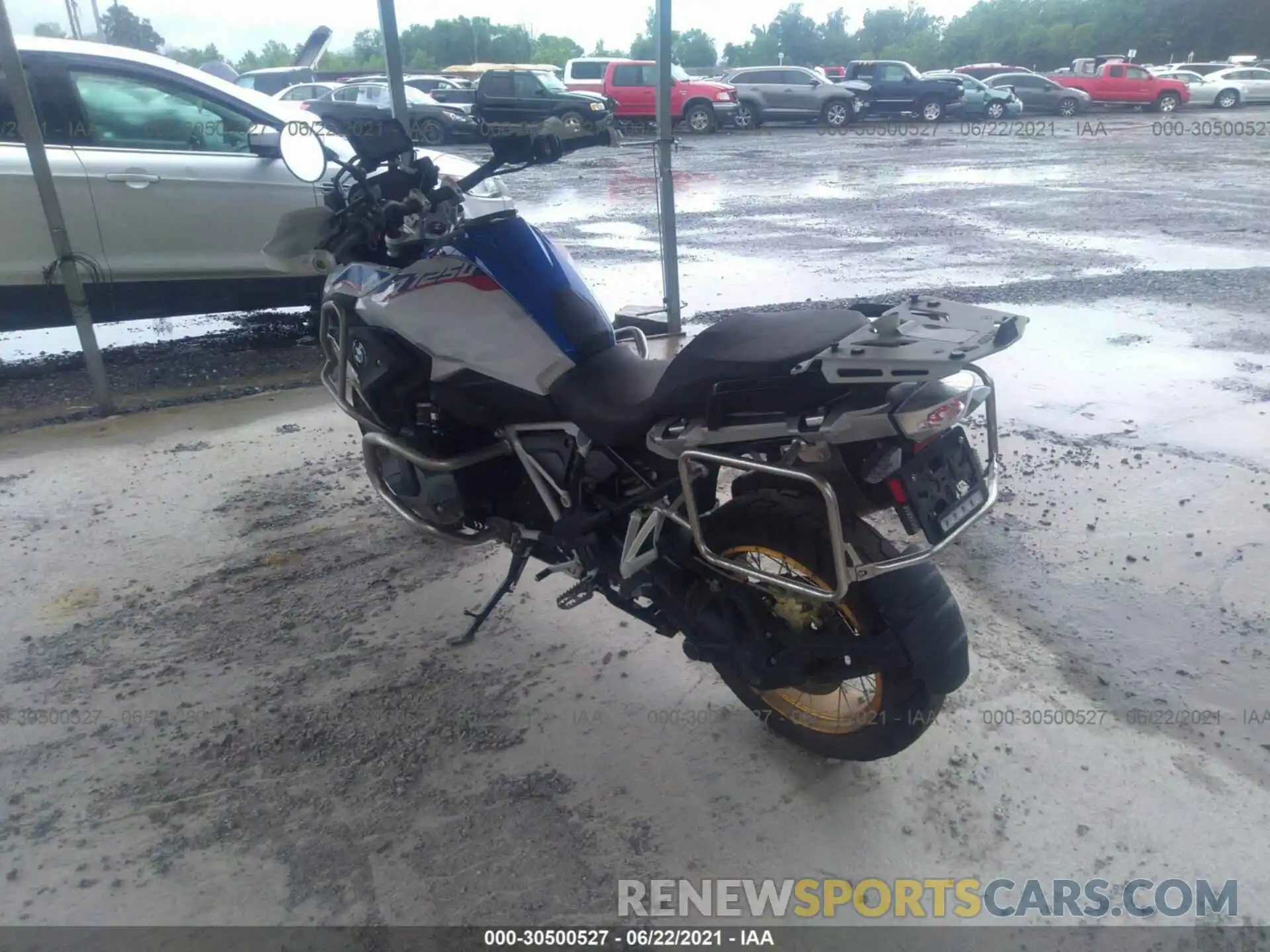 3 Фотография поврежденного автомобиля WB10J9306KZJ18014 BMW R 1250 2019