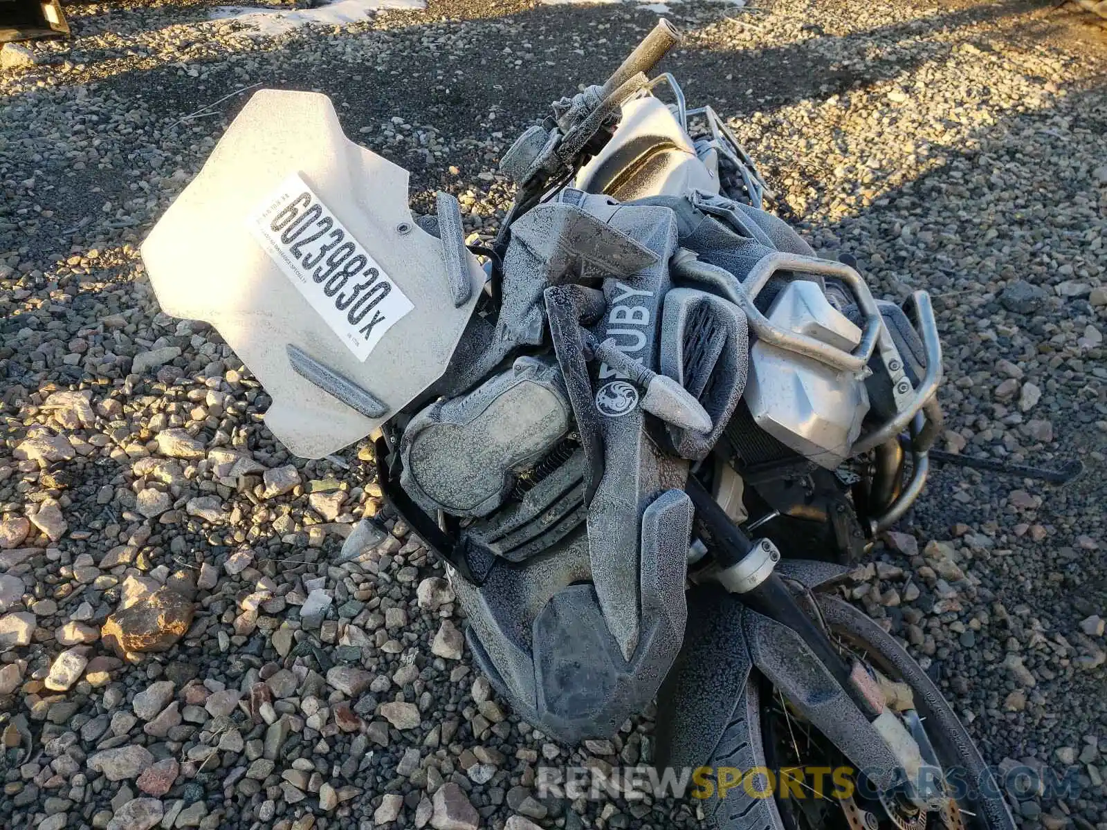 10 Photograph of a damaged car WB10J5305KZF77305 BMW R 1250 GS 2019