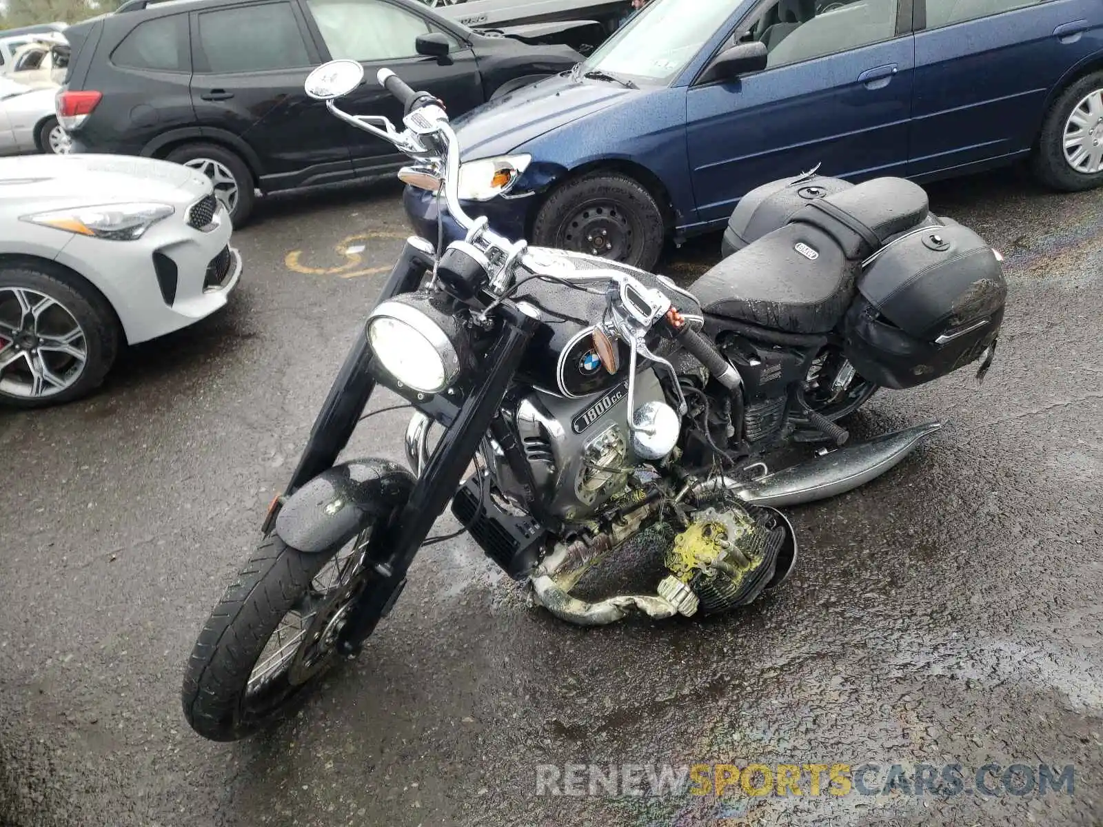 2 Photograph of a damaged car WB10L1307M6D99453 BMW R 2021