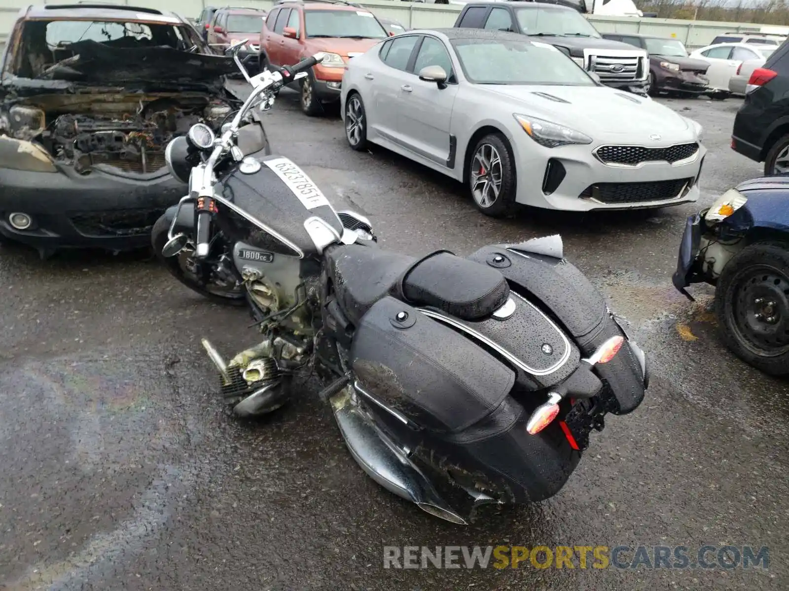 3 Photograph of a damaged car WB10L1307M6D99453 BMW R 2021