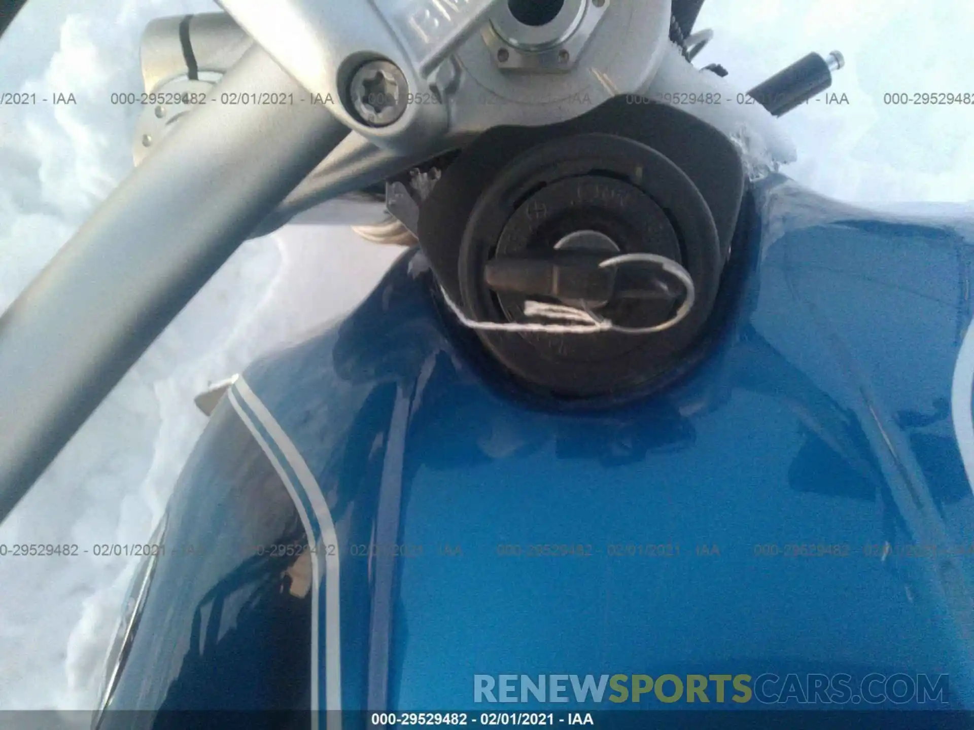 11 Фотография поврежденного автомобиля WB10J1303LZ732294 BMW R NINE T 2020