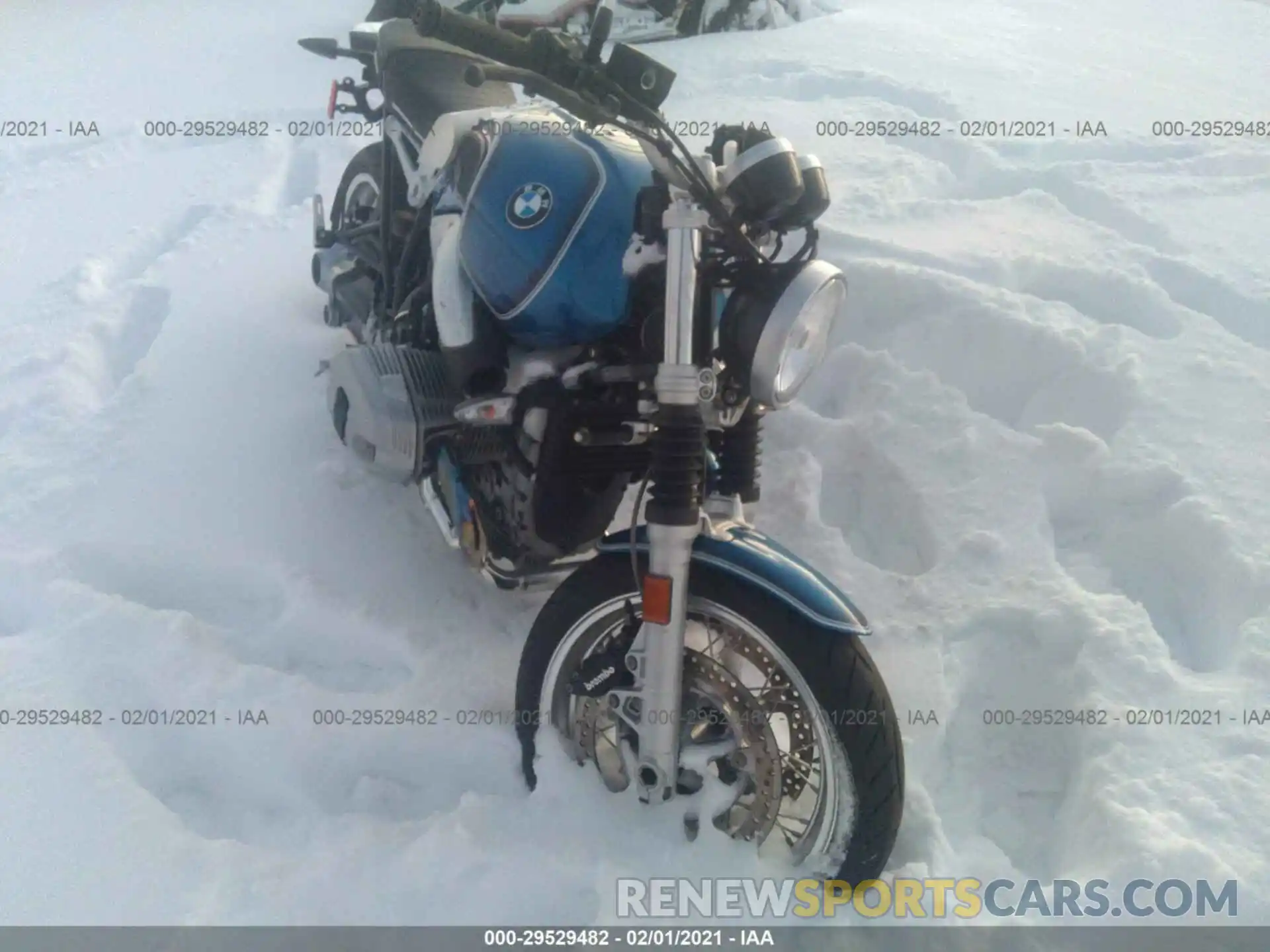 5 Фотография поврежденного автомобиля WB10J1303LZ732294 BMW R NINE T 2020