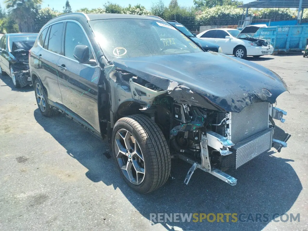 1 Photograph of a damaged car WBXHT3C50K3H33997 BMW X1 2019