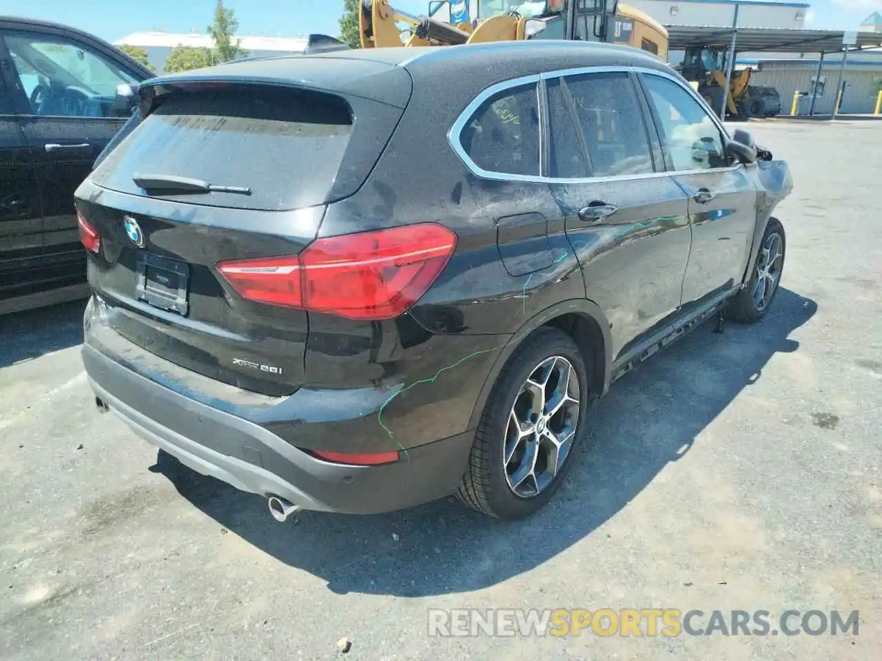 4 Фотография поврежденного автомобиля WBXHT3C50K3H33997 BMW X1 2019