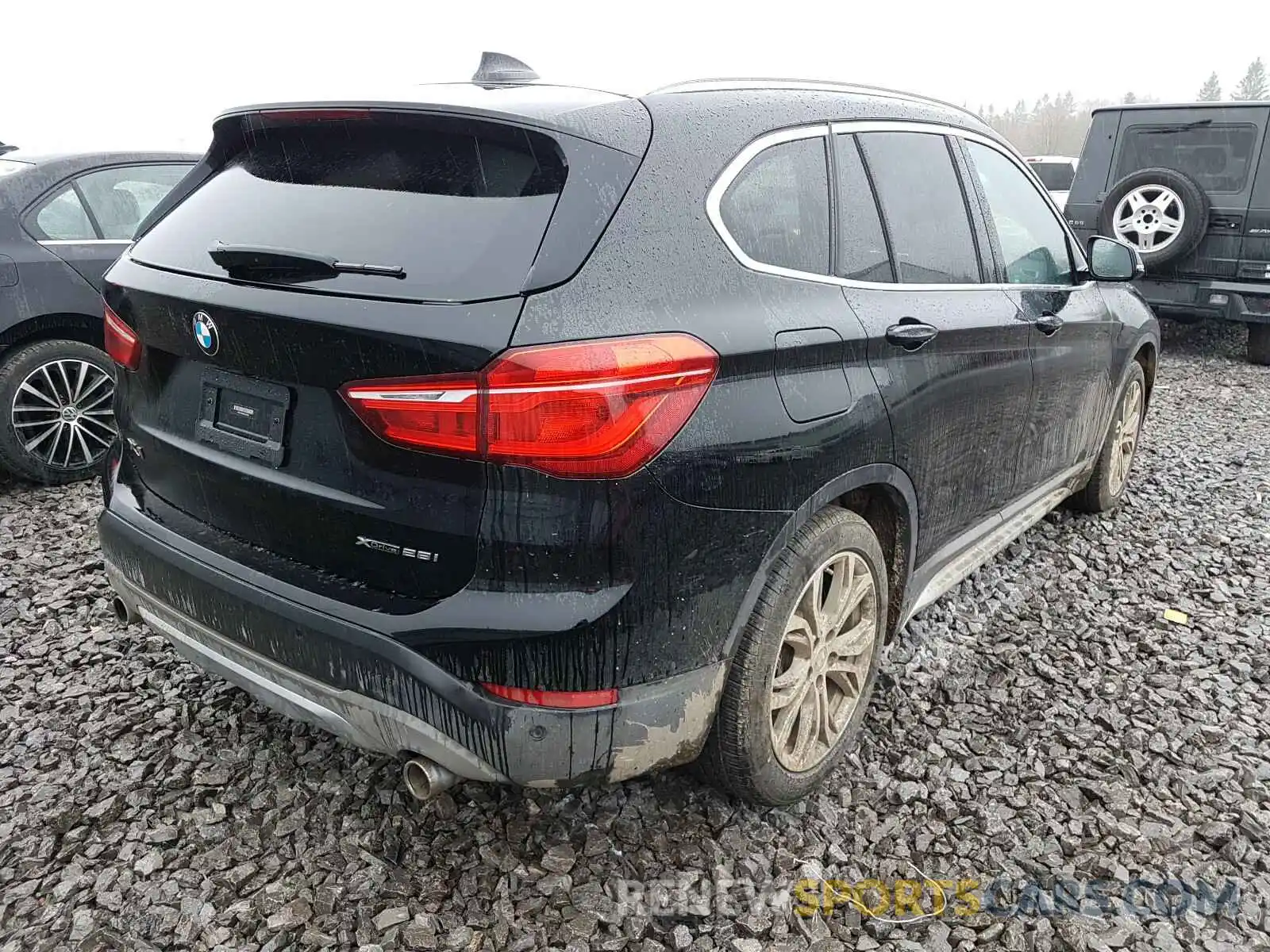 4 Фотография поврежденного автомобиля WBXHT3C50K3H35992 BMW X1 2019