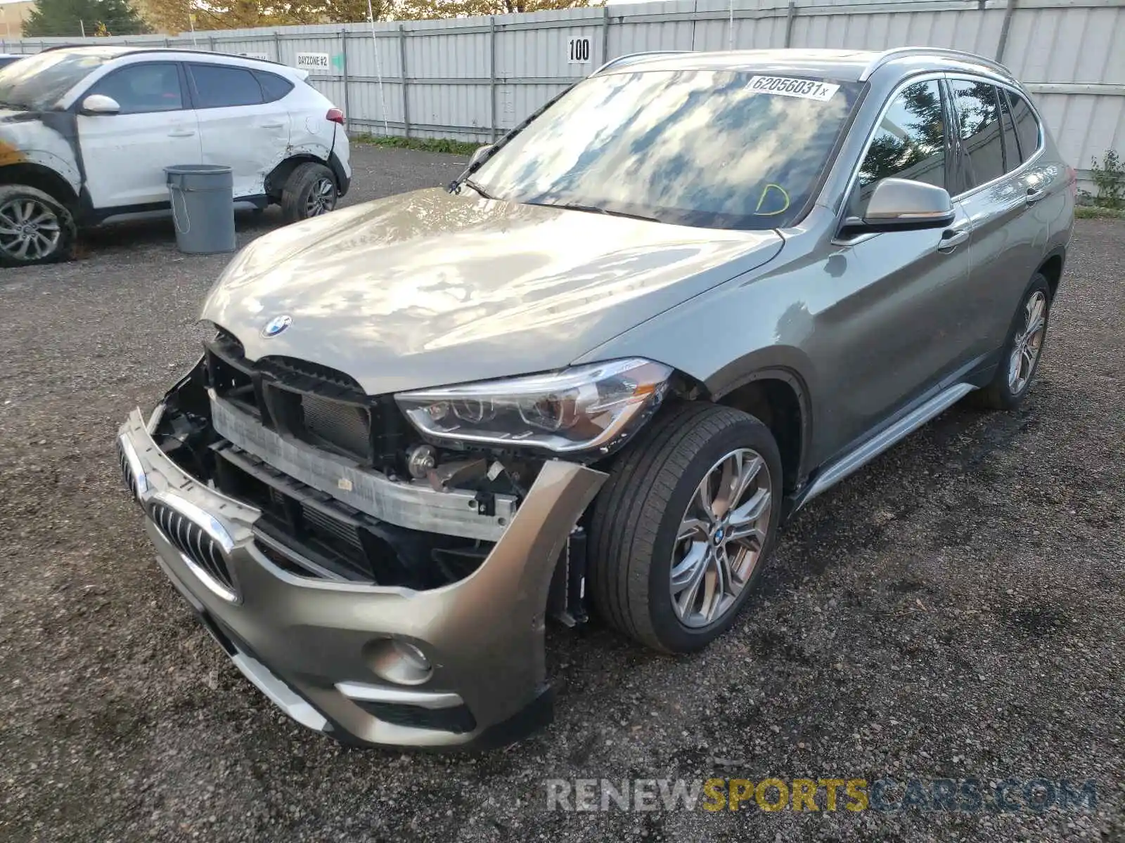 2 Фотография поврежденного автомобиля WBXHT3C50K5L35268 BMW X1 2019