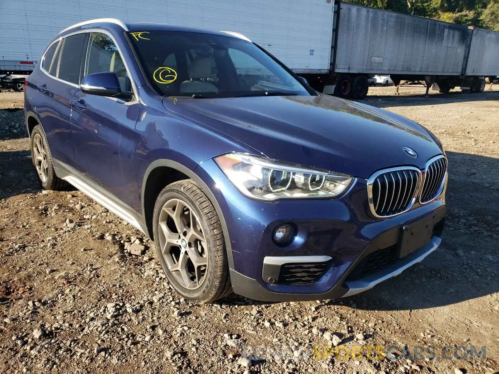 1 Фотография поврежденного автомобиля WBXHT3C50K5L36310 BMW X1 2019