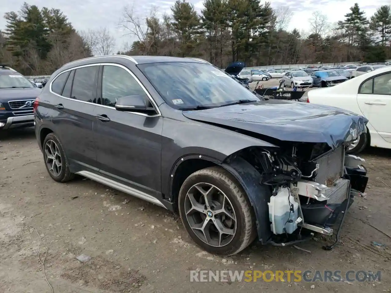 4 Photograph of a damaged car WBXHT3C50K5L38591 BMW X1 2019