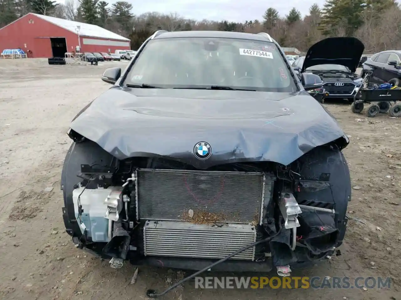 5 Photograph of a damaged car WBXHT3C50K5L38591 BMW X1 2019