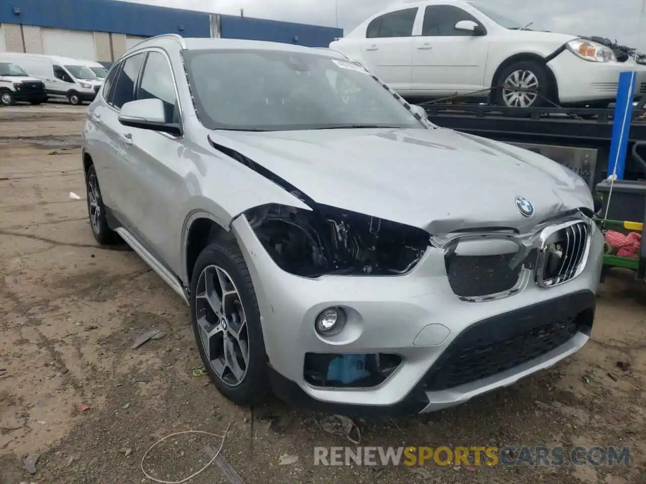 1 Фотография поврежденного автомобиля WBXHT3C50K5N27001 BMW X1 2019