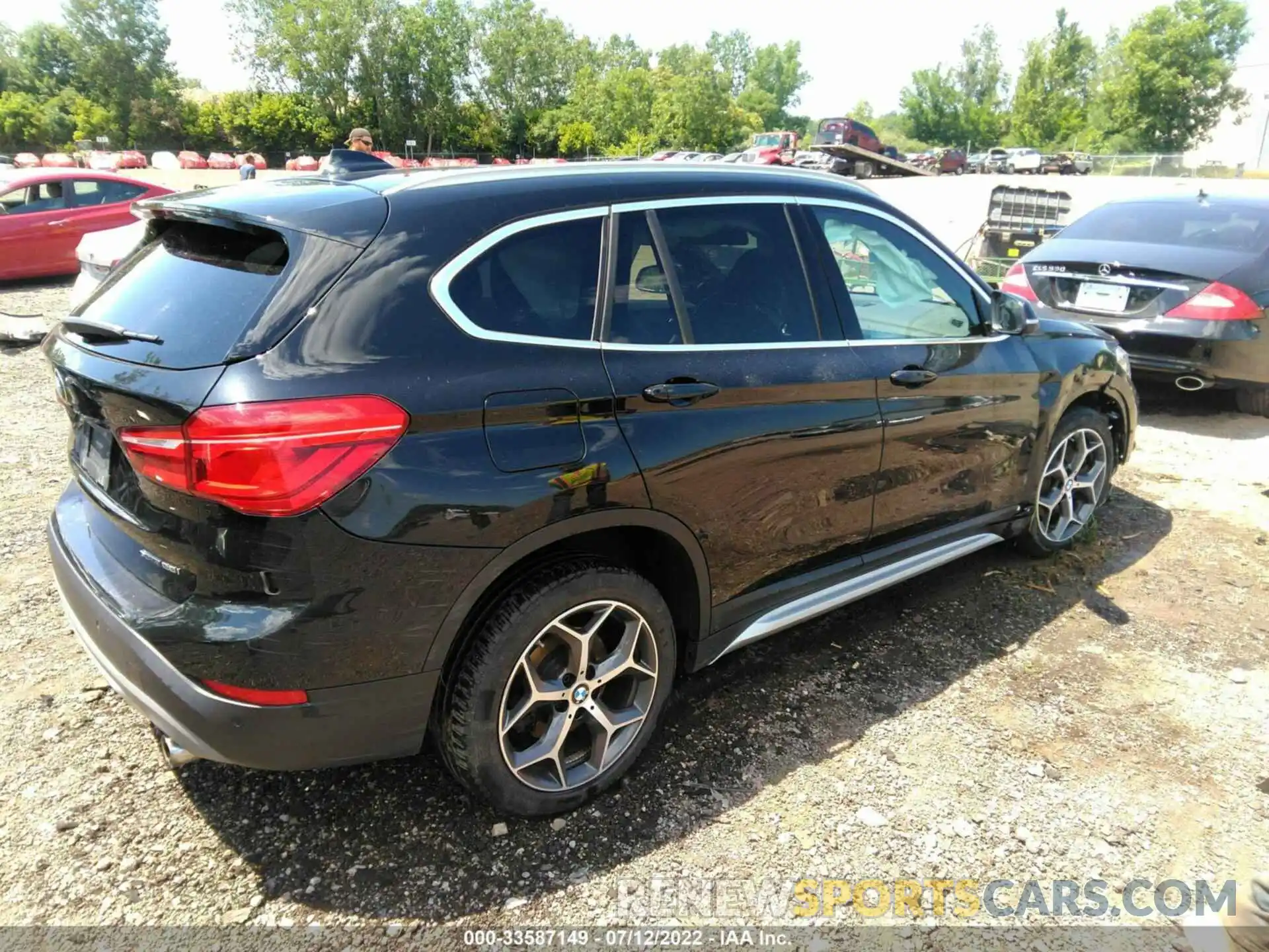 4 Фотография поврежденного автомобиля WBXHT3C51K3H34558 BMW X1 2019