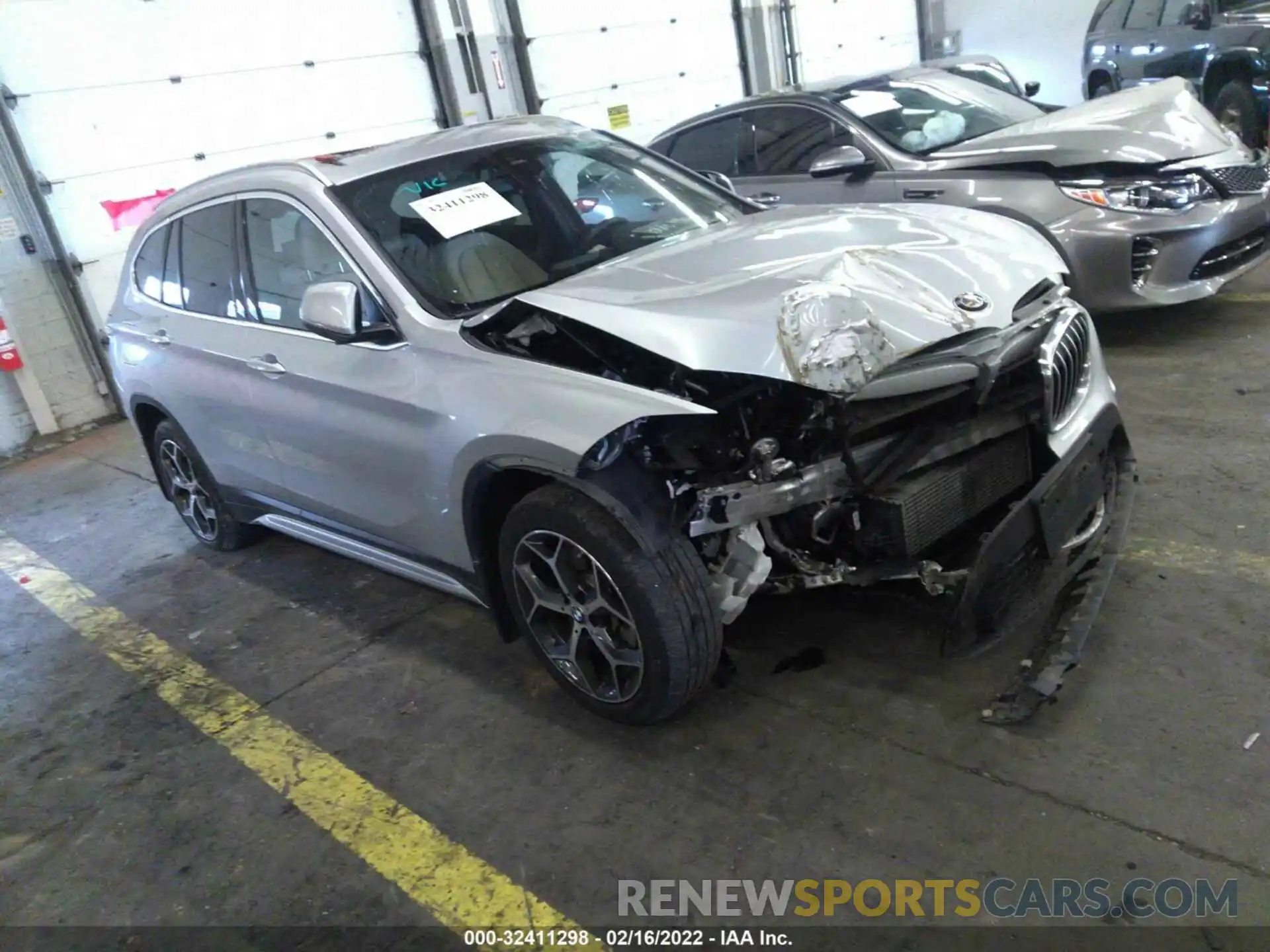 1 Photograph of a damaged car WBXHT3C51K3H35807 BMW X1 2019