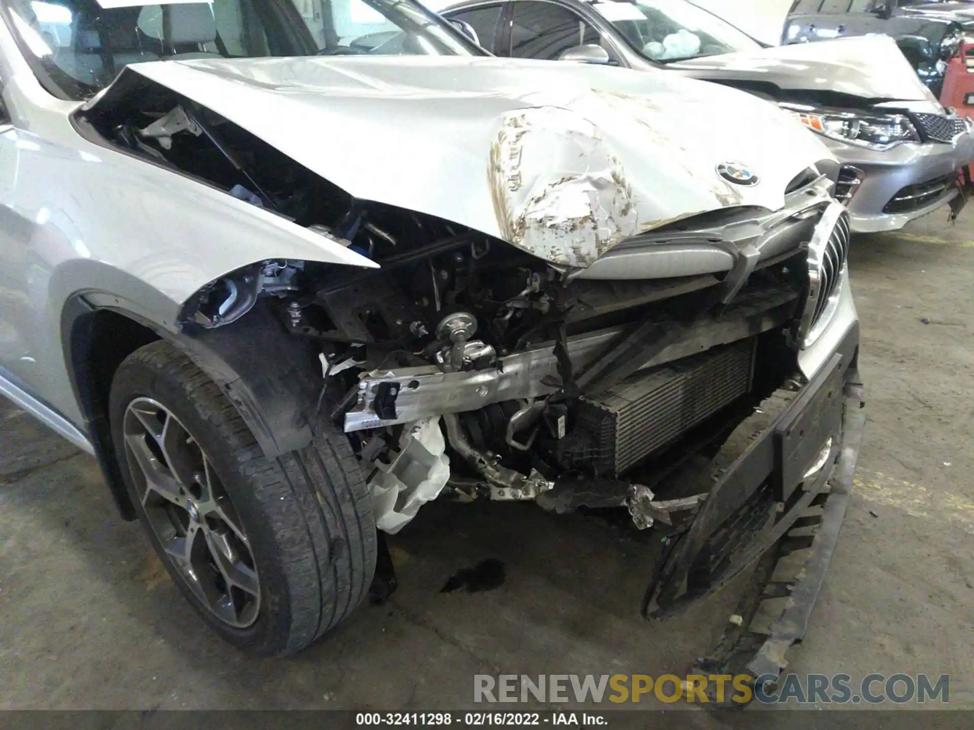 6 Photograph of a damaged car WBXHT3C51K3H35807 BMW X1 2019