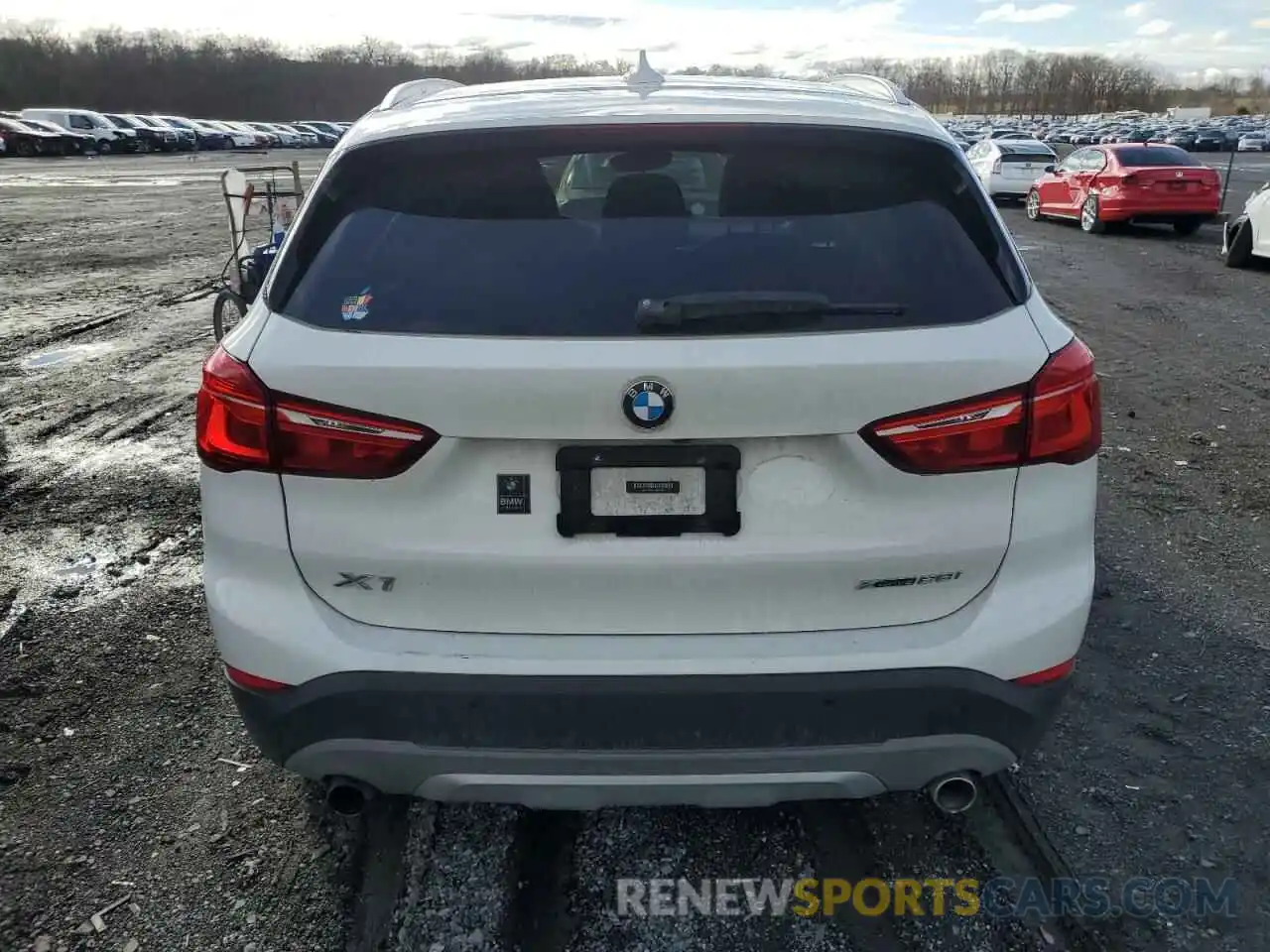 6 Photograph of a damaged car WBXHT3C51K3H35841 BMW X1 2019