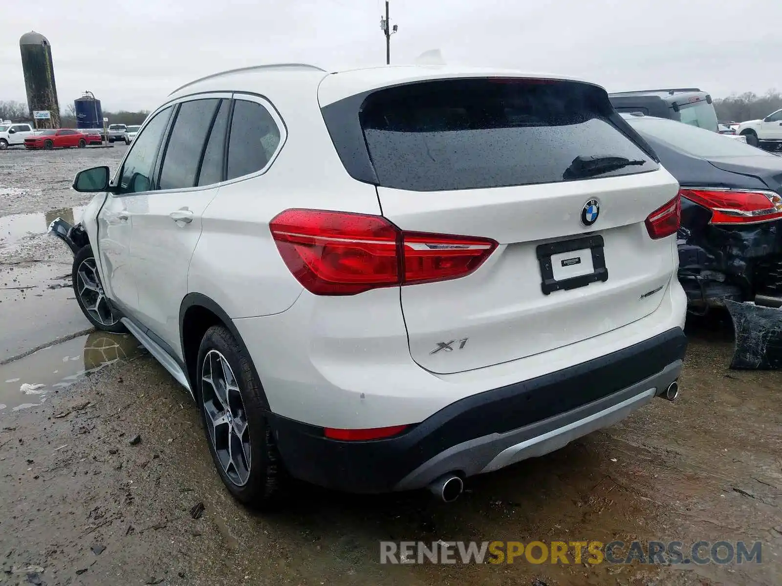 3 Photograph of a damaged car WBXHT3C51K5L37269 BMW X1 2019