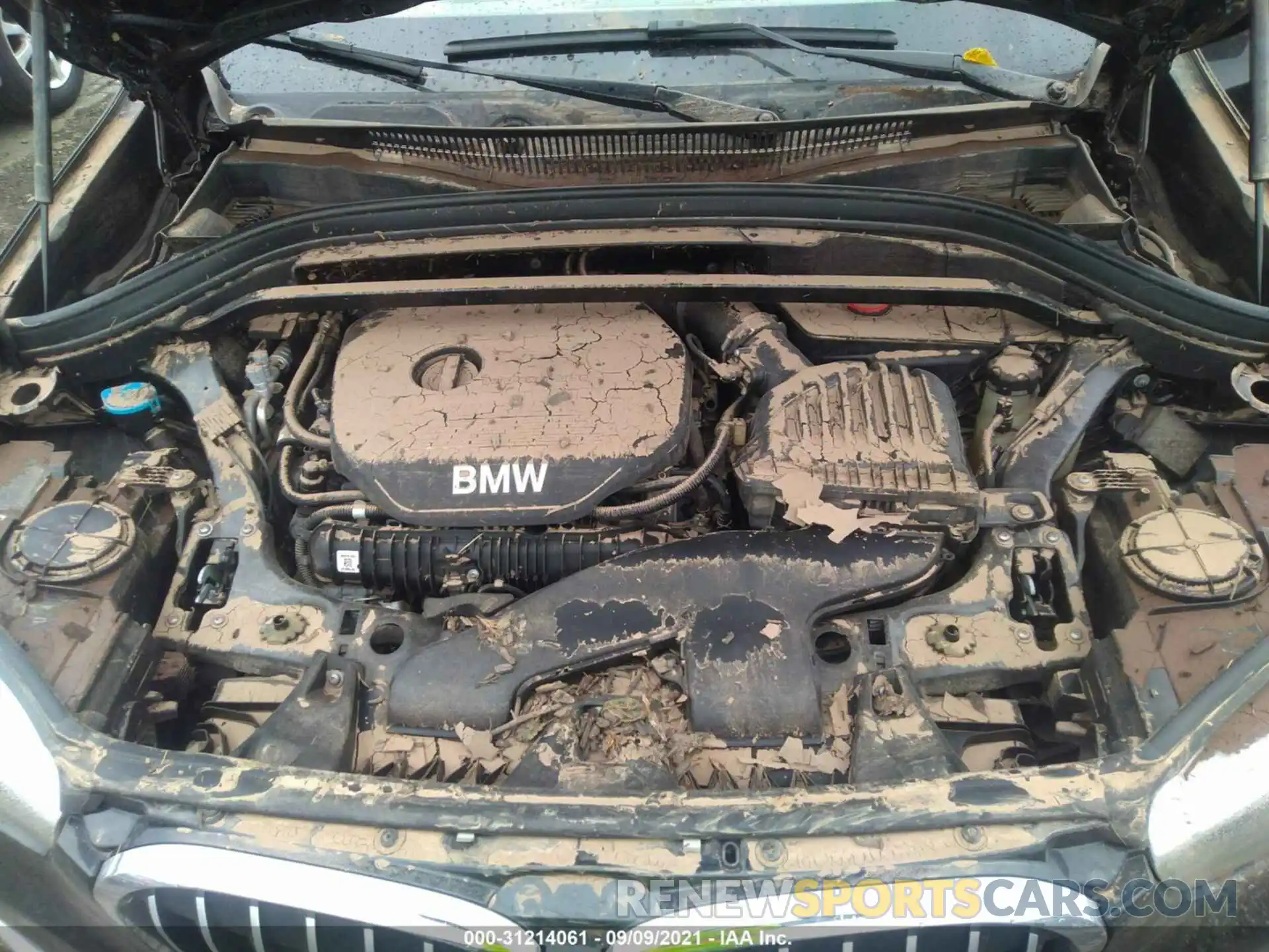 10 Photograph of a damaged car WBXHT3C52K3H35363 BMW X1 2019