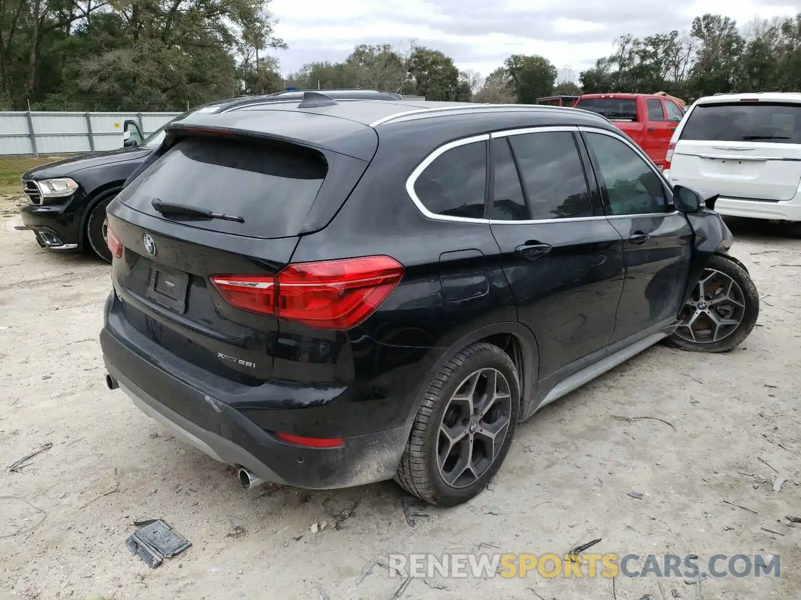 4 Фотография поврежденного автомобиля WBXHT3C52K3H36691 BMW X1 2019