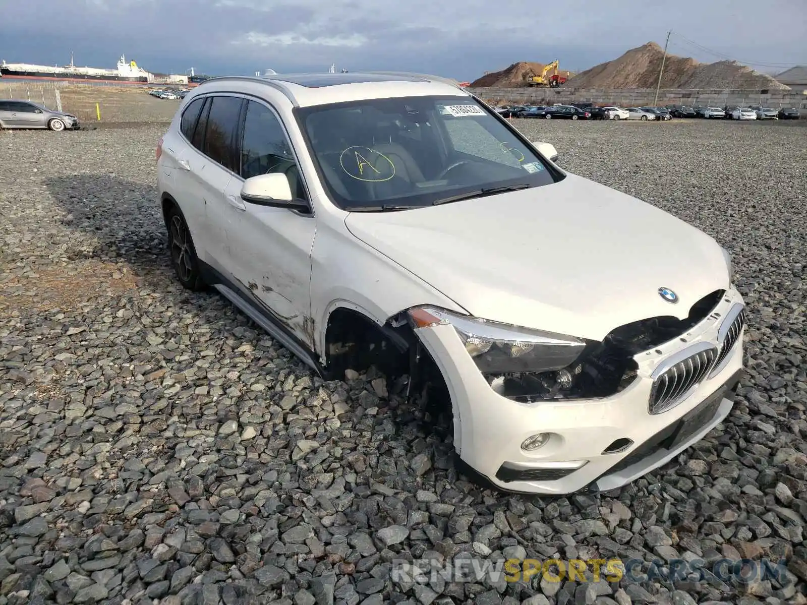 1 Photograph of a damaged car WBXHT3C52K3H36769 BMW X1 2019