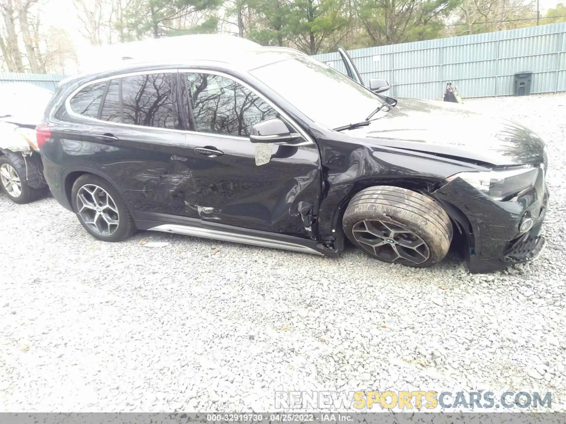 6 Photograph of a damaged car WBXHT3C52K5L89638 BMW X1 2019