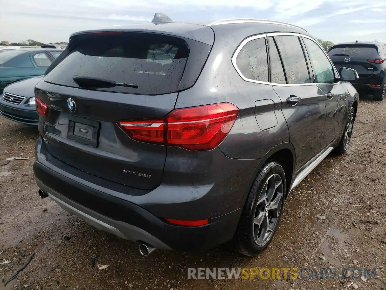 4 Фотография поврежденного автомобиля WBXHT3C52K5L97884 BMW X1 2019