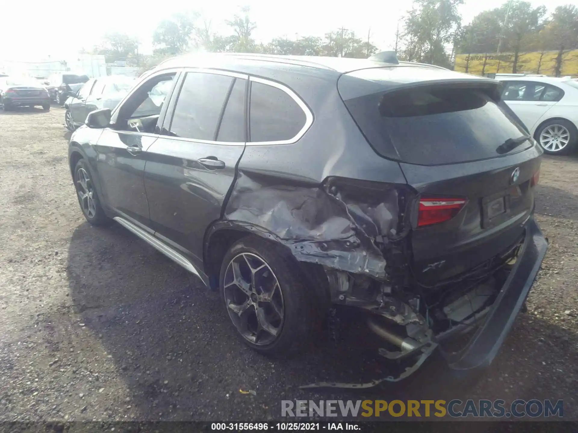 3 Photograph of a damaged car WBXHT3C52K5N34984 BMW X1 2019