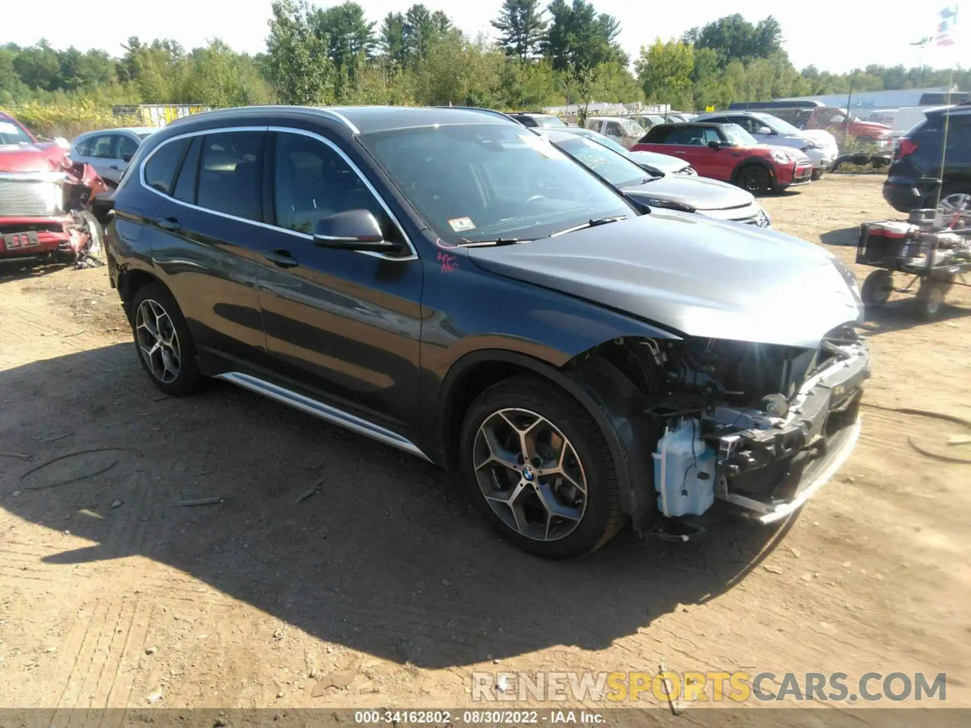 1 Фотография поврежденного автомобиля WBXHT3C53K3H35548 BMW X1 2019