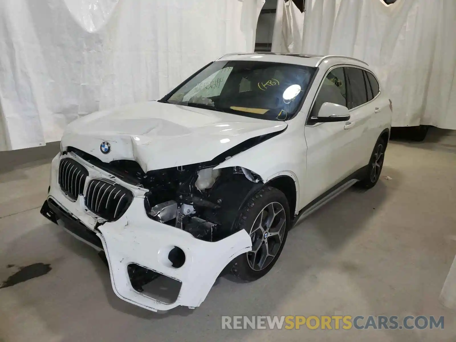 2 Фотография поврежденного автомобиля WBXHT3C53K5L91107 BMW X1 2019