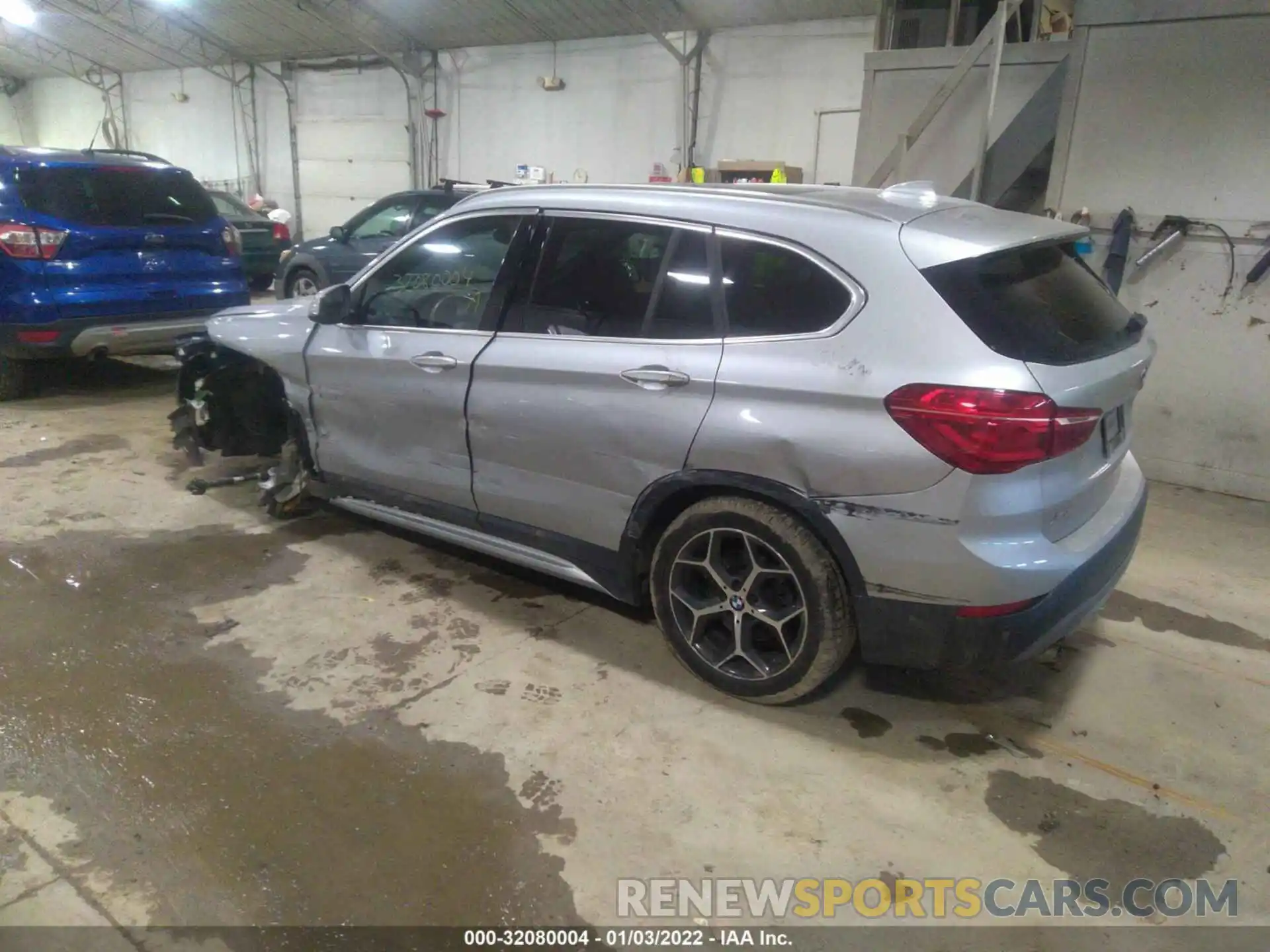 3 Фотография поврежденного автомобиля WBXHT3C54K5L38836 BMW X1 2019