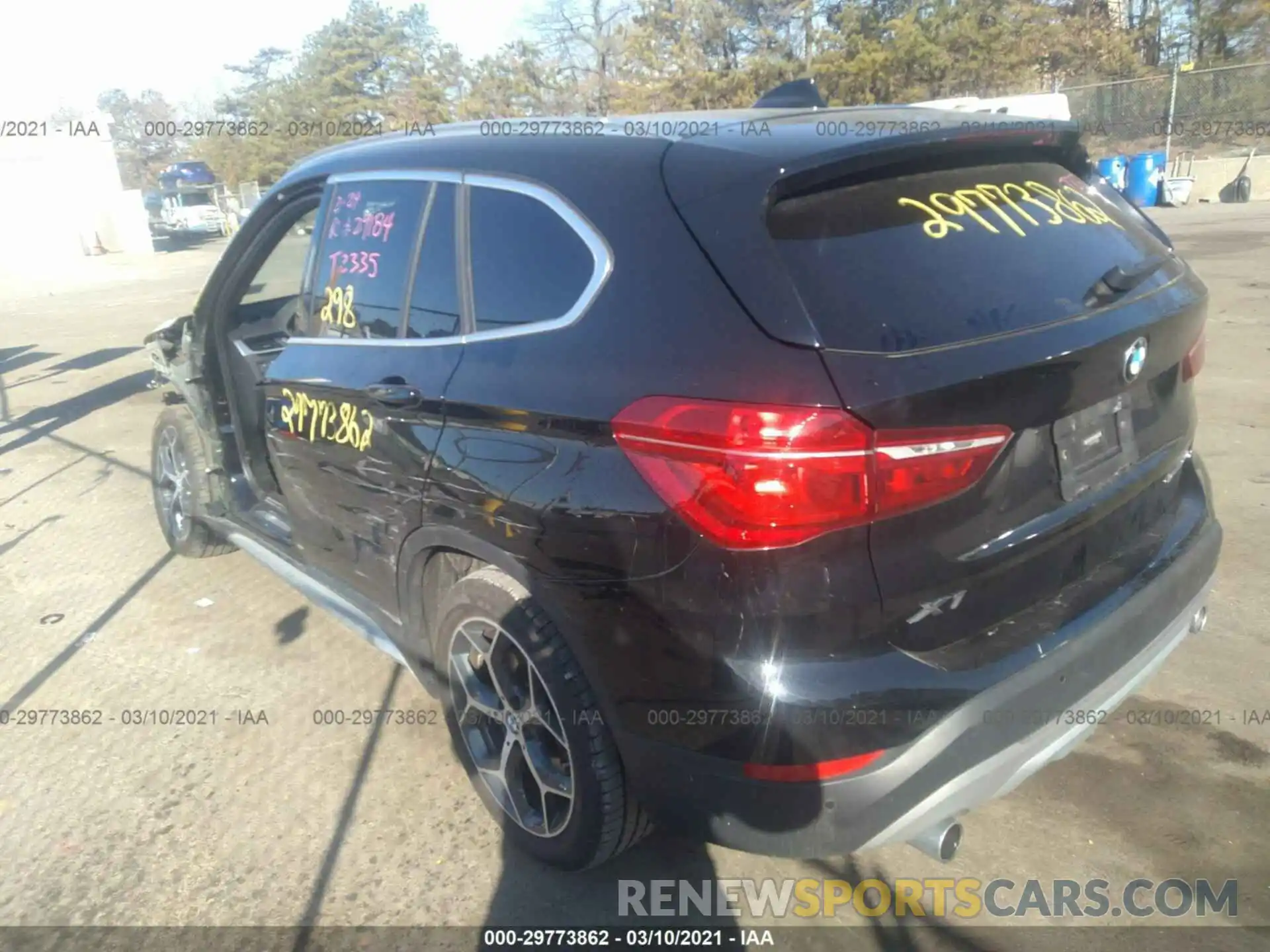 3 Photograph of a damaged car WBXHT3C55K3H36314 BMW X1 2019