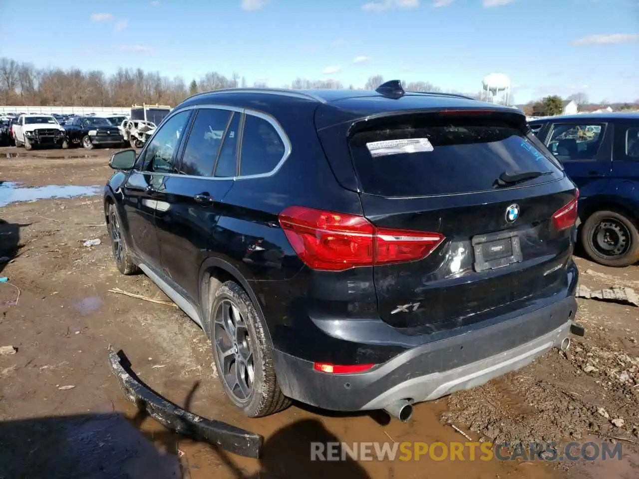 3 Photograph of a damaged car WBXHT3C55K5L90878 BMW X1 2019