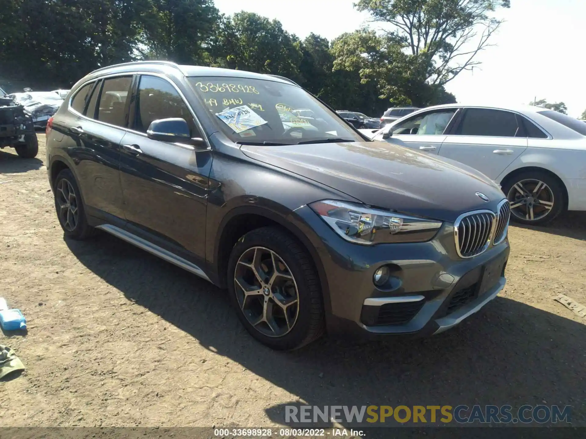 1 Фотография поврежденного автомобиля WBXHT3C55K5L91402 BMW X1 2019