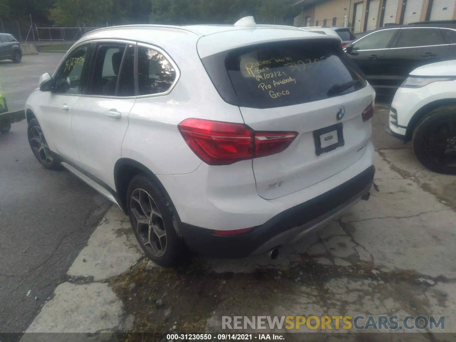 3 Photograph of a damaged car WBXHT3C56K3H34457 BMW X1 2019