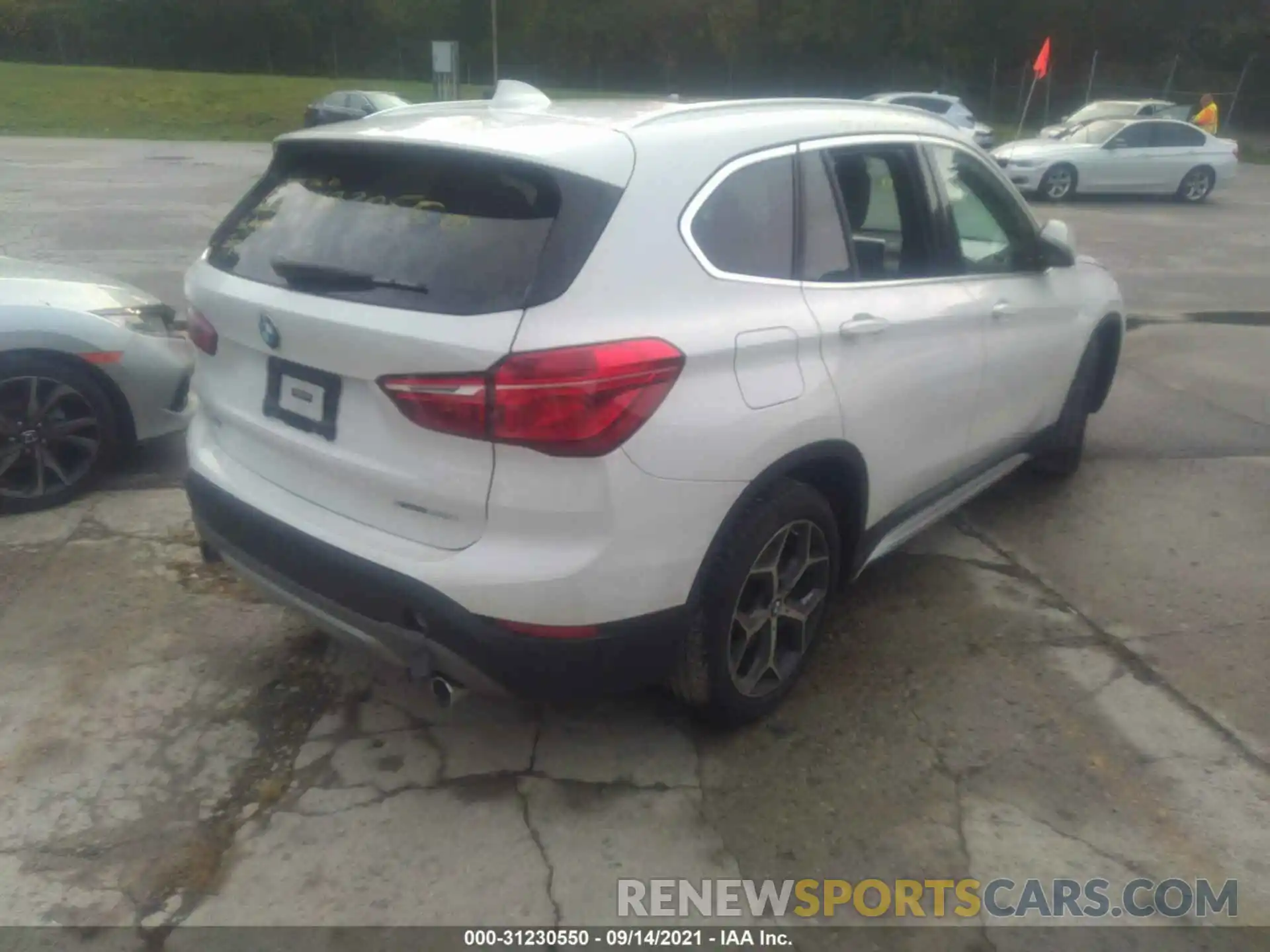 4 Photograph of a damaged car WBXHT3C56K3H34457 BMW X1 2019