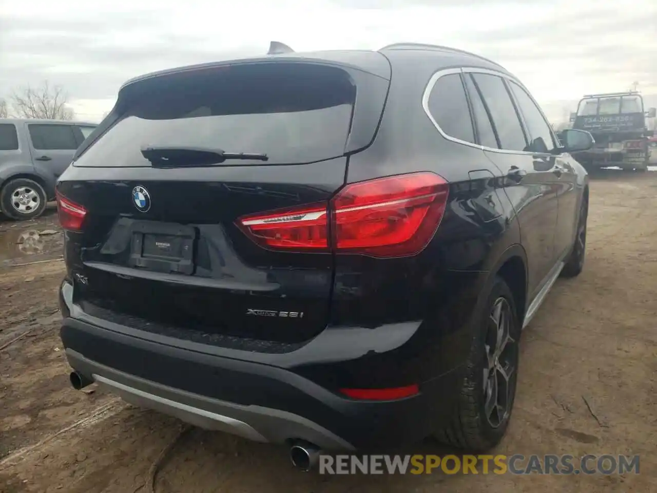 4 Photograph of a damaged car WBXHT3C56K3H34717 BMW X1 2019