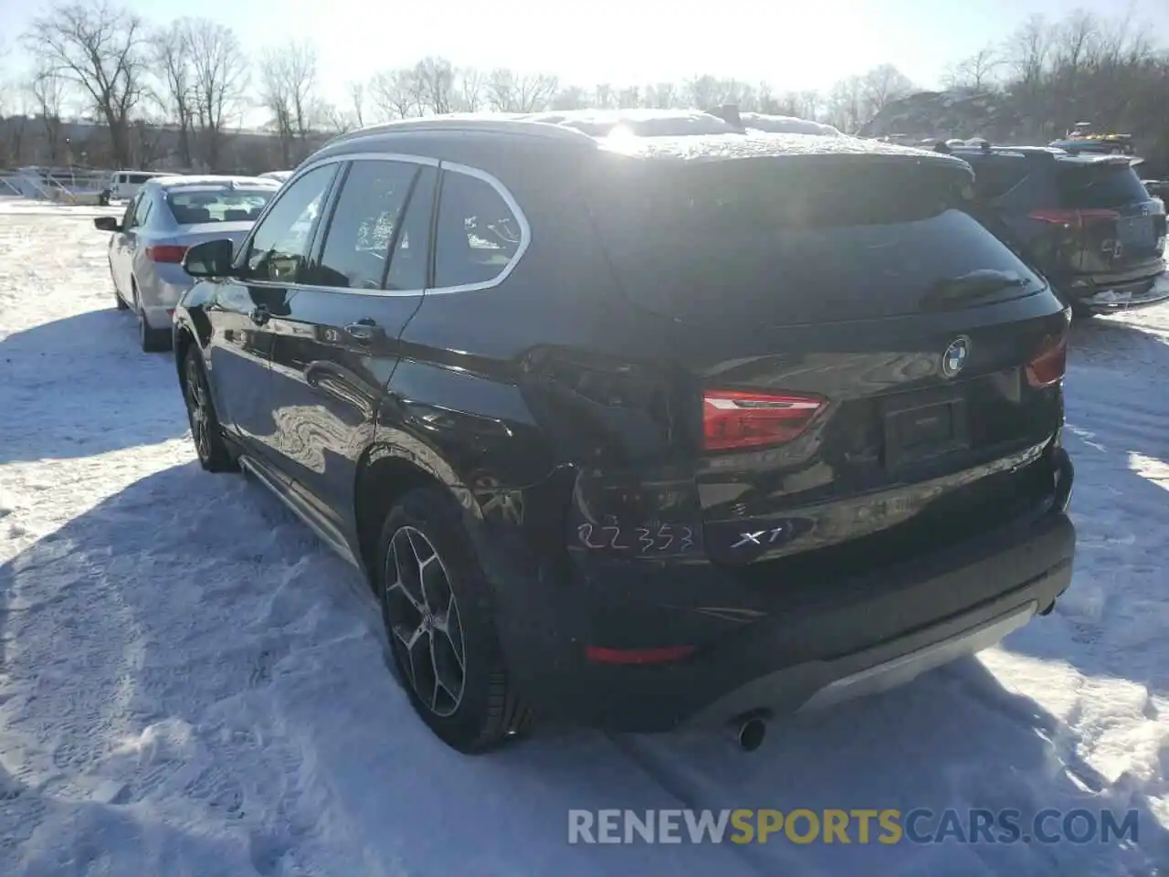 3 Photograph of a damaged car WBXHT3C56K3H36399 BMW X1 2019