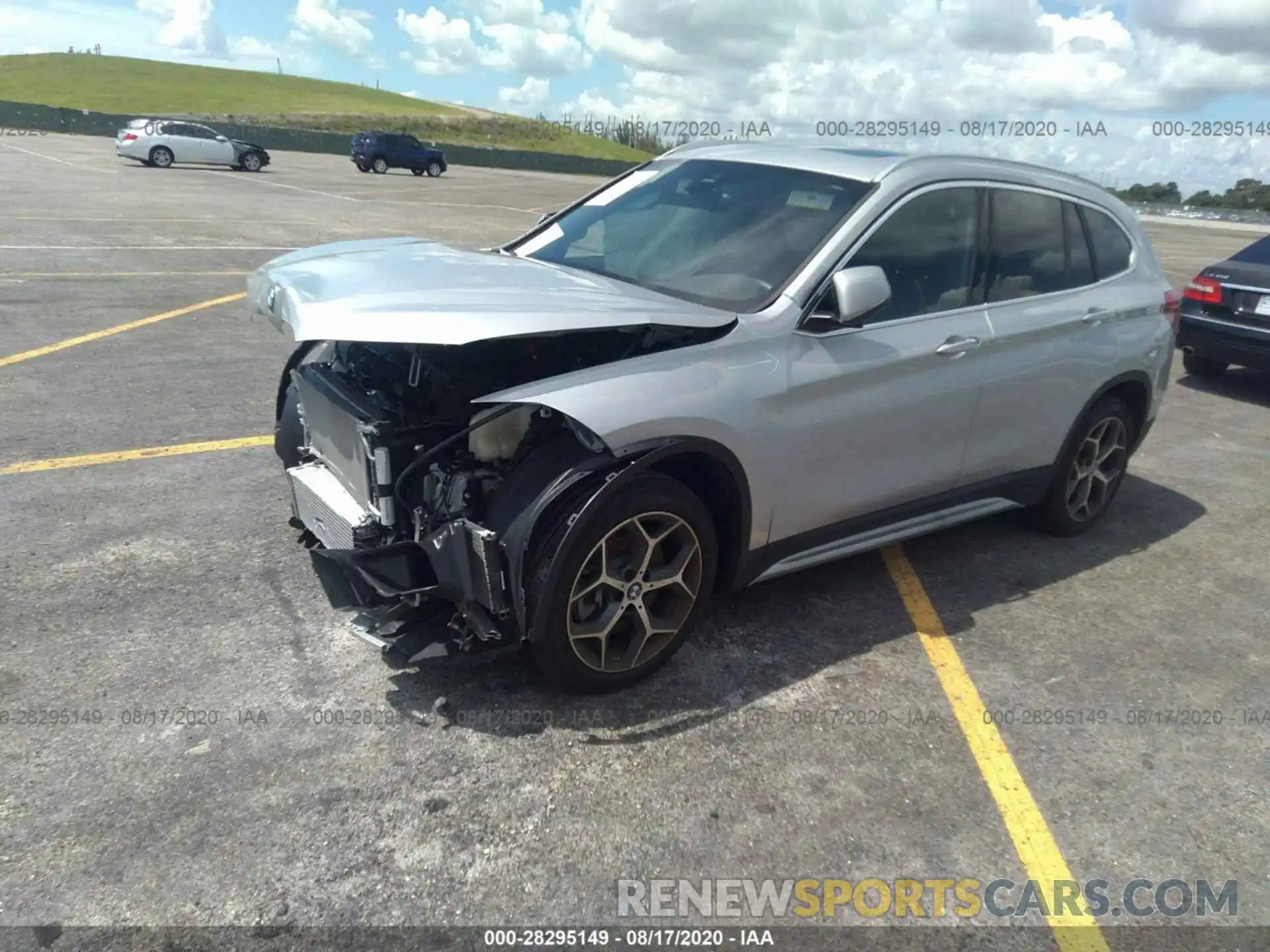 2 Photograph of a damaged car WBXHT3C56K5L37591 BMW X1 2019