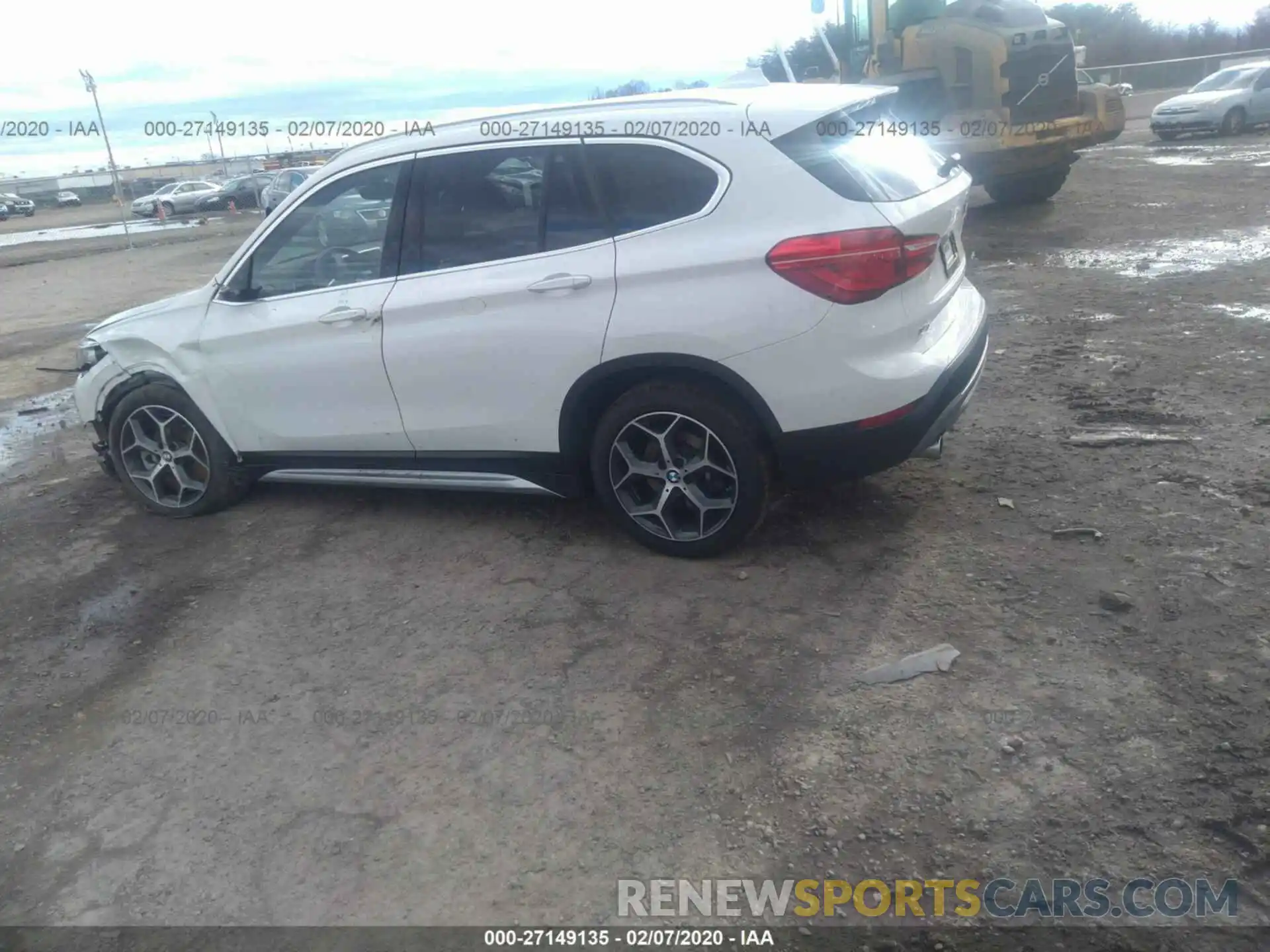 3 Фотография поврежденного автомобиля WBXHT3C56K5L37722 BMW X1 2019