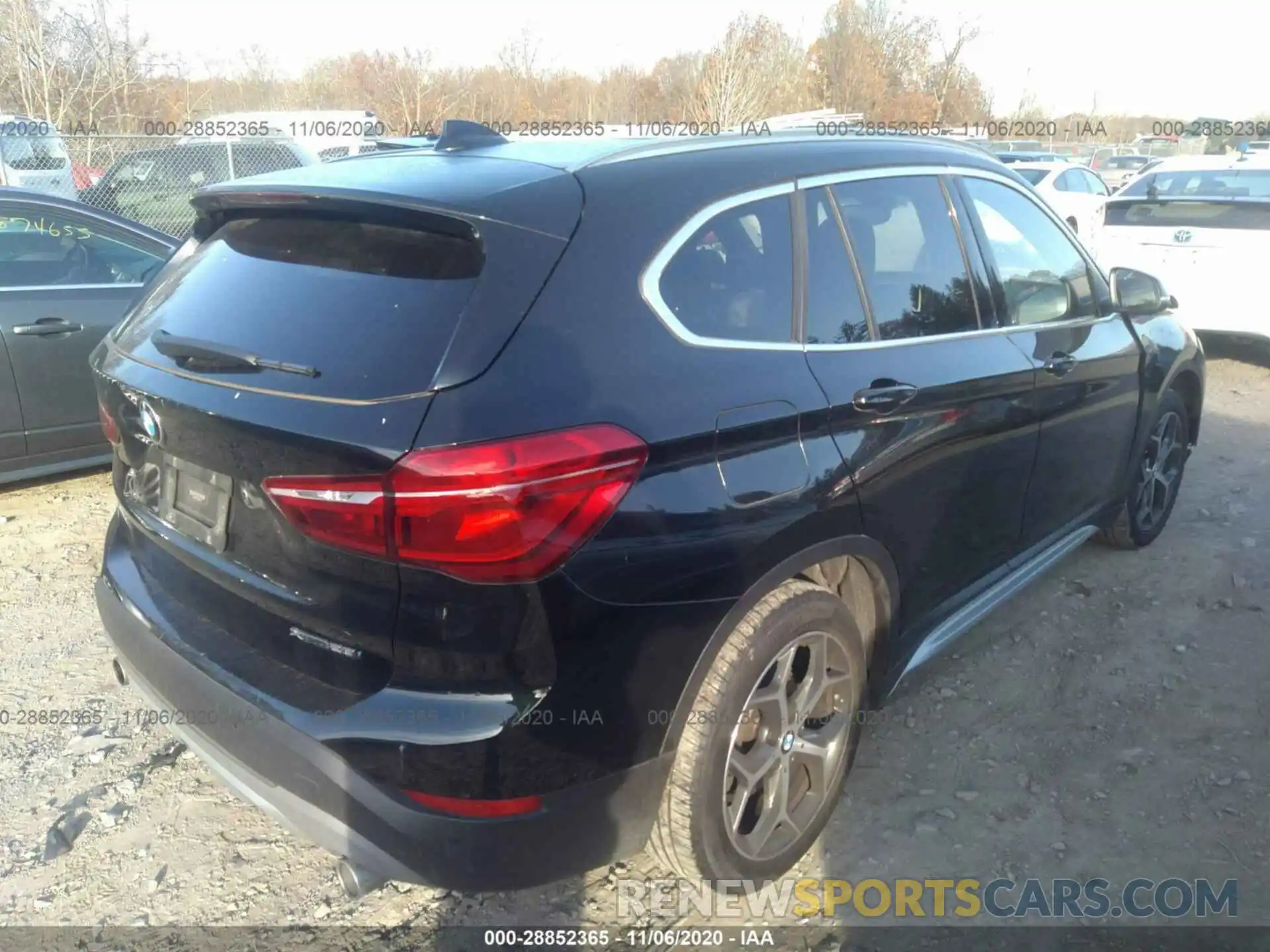 4 Фотография поврежденного автомобиля WBXHT3C56K5L90047 BMW X1 2019