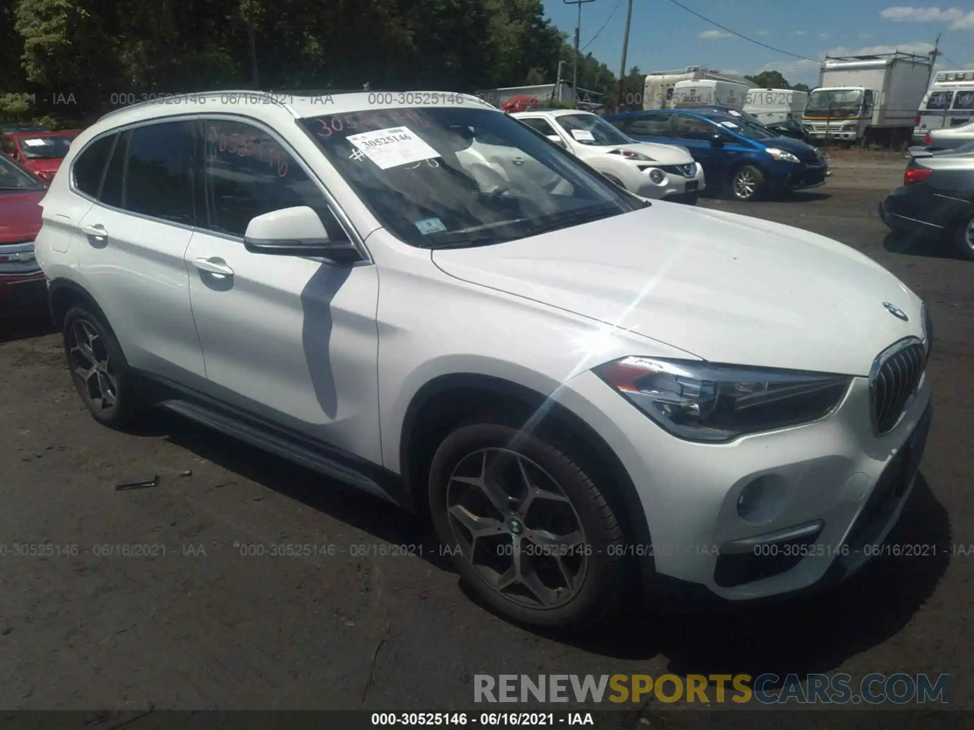 1 Photograph of a damaged car WBXHT3C56K5N56437 BMW X1 2019