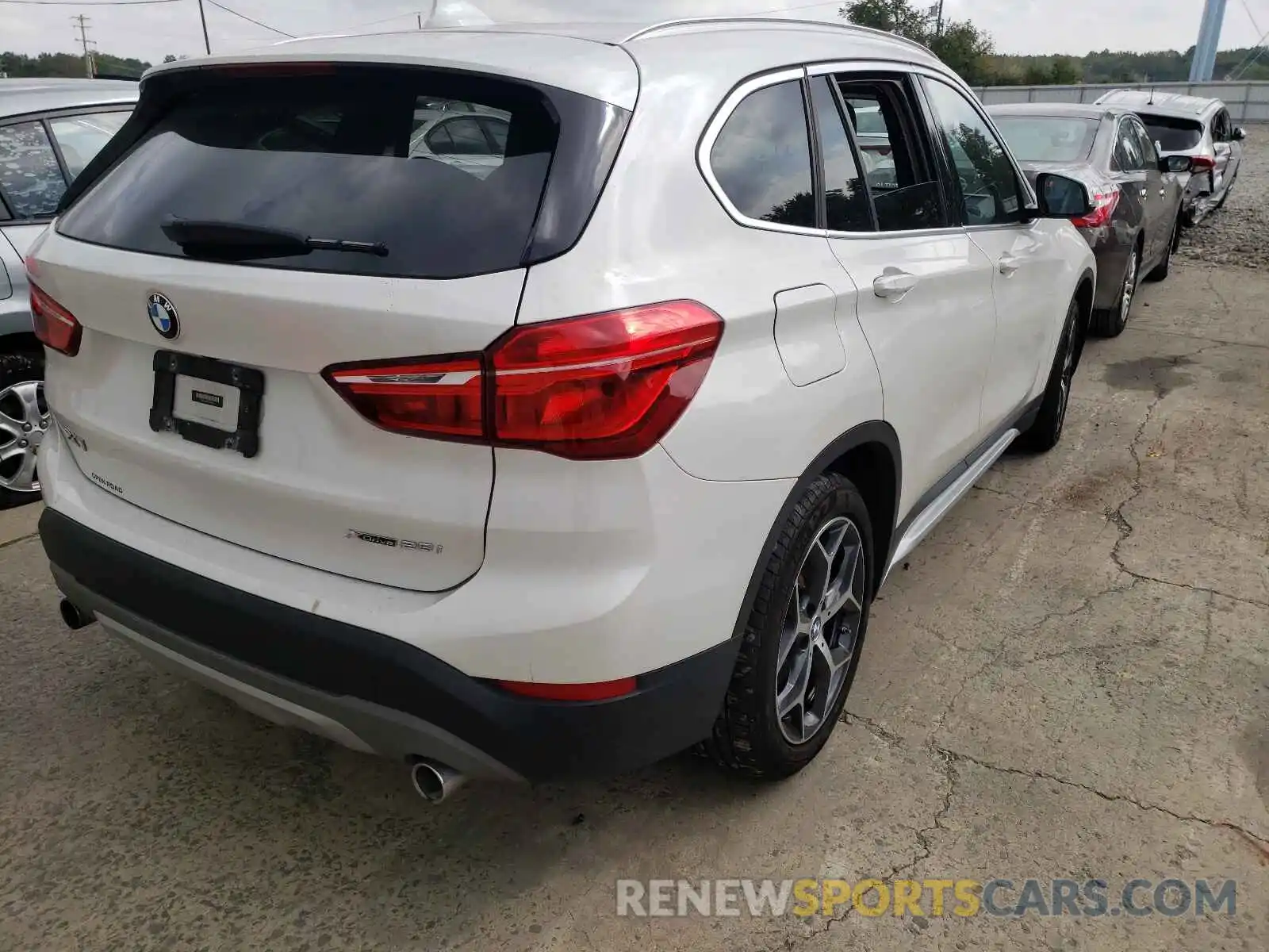 4 Photograph of a damaged car WBXHT3C57K3H35391 BMW X1 2019