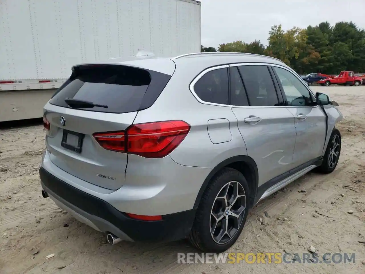 4 Photograph of a damaged car WBXHT3C57K5L89845 BMW X1 2019