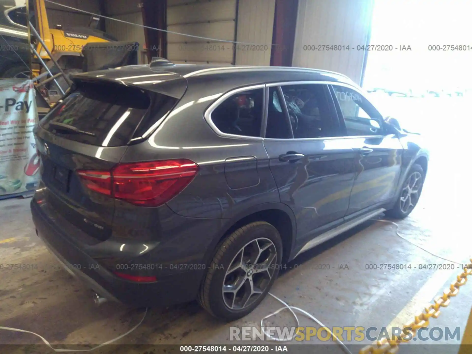 4 Фотография поврежденного автомобиля WBXHT3C57K5L91319 BMW X1 2019