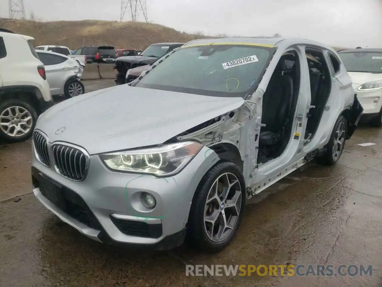 2 Photograph of a damaged car WBXHT3C57K5N05397 BMW X1 2019