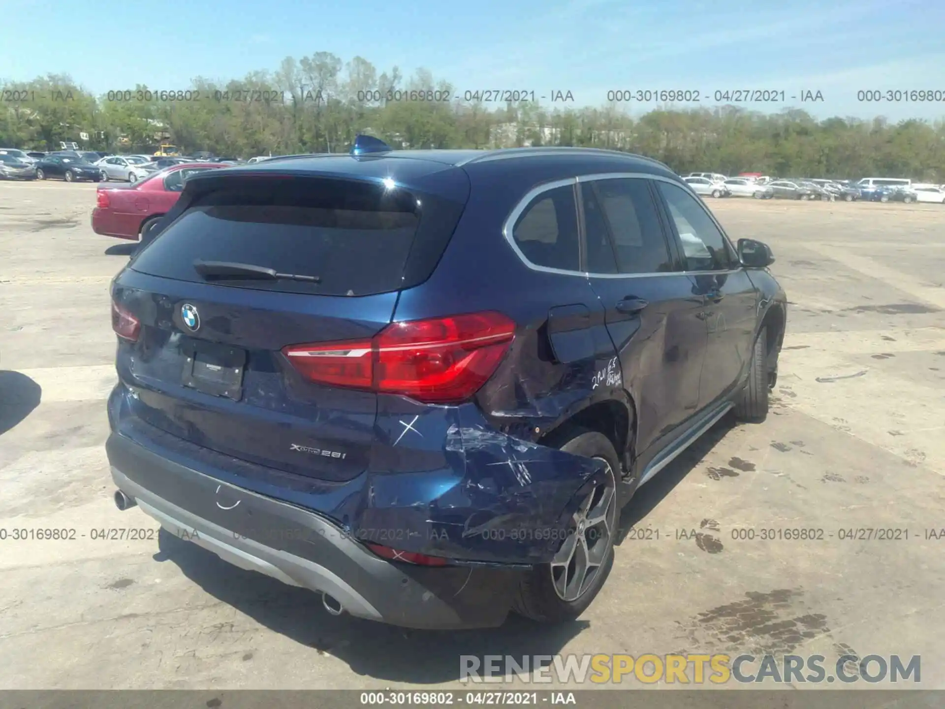 4 Photograph of a damaged car WBXHT3C59K5L36922 BMW X1 2019