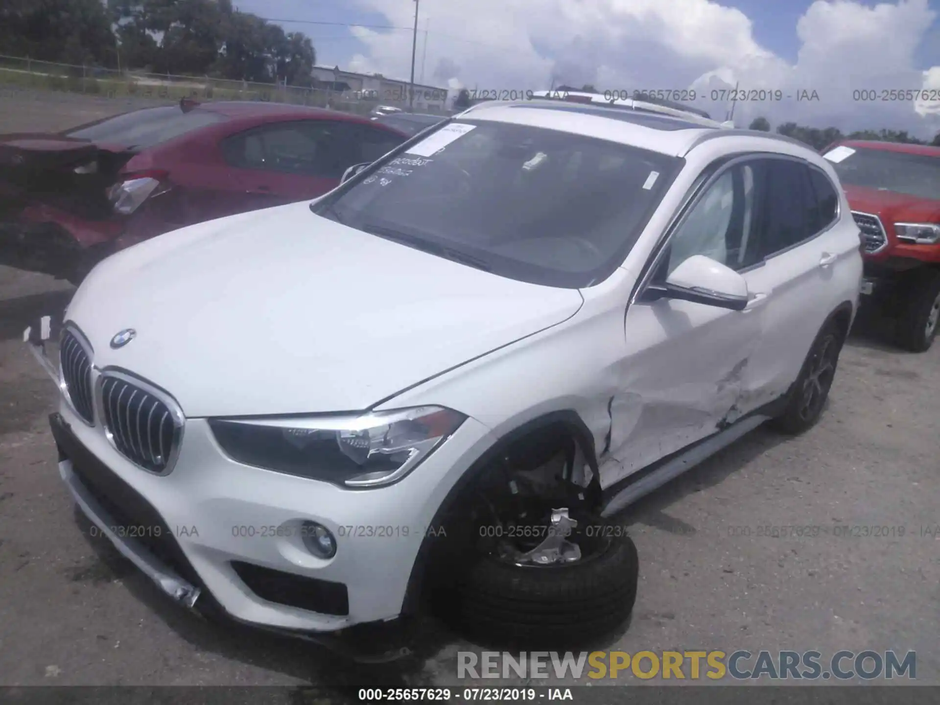 2 Photograph of a damaged car WBXHT3C59K5L37259 BMW X1 2019