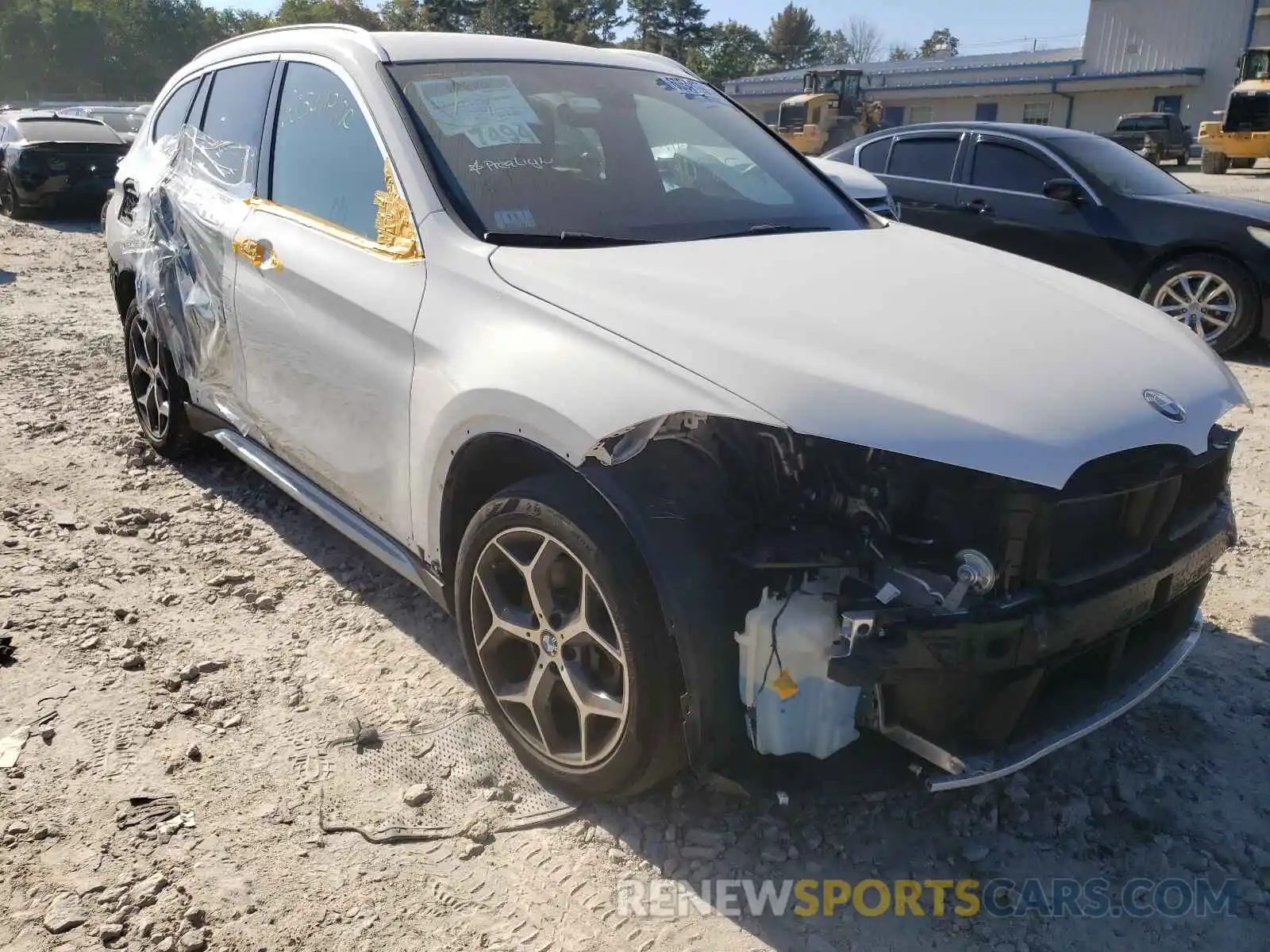 1 Photograph of a damaged car WBXHT3C59K5L37553 BMW X1 2019