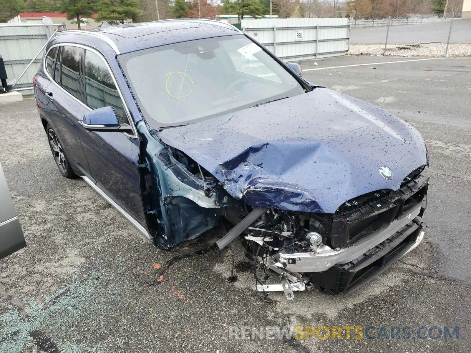 1 Photograph of a damaged car WBXHT3C59K5L90916 BMW X1 2019