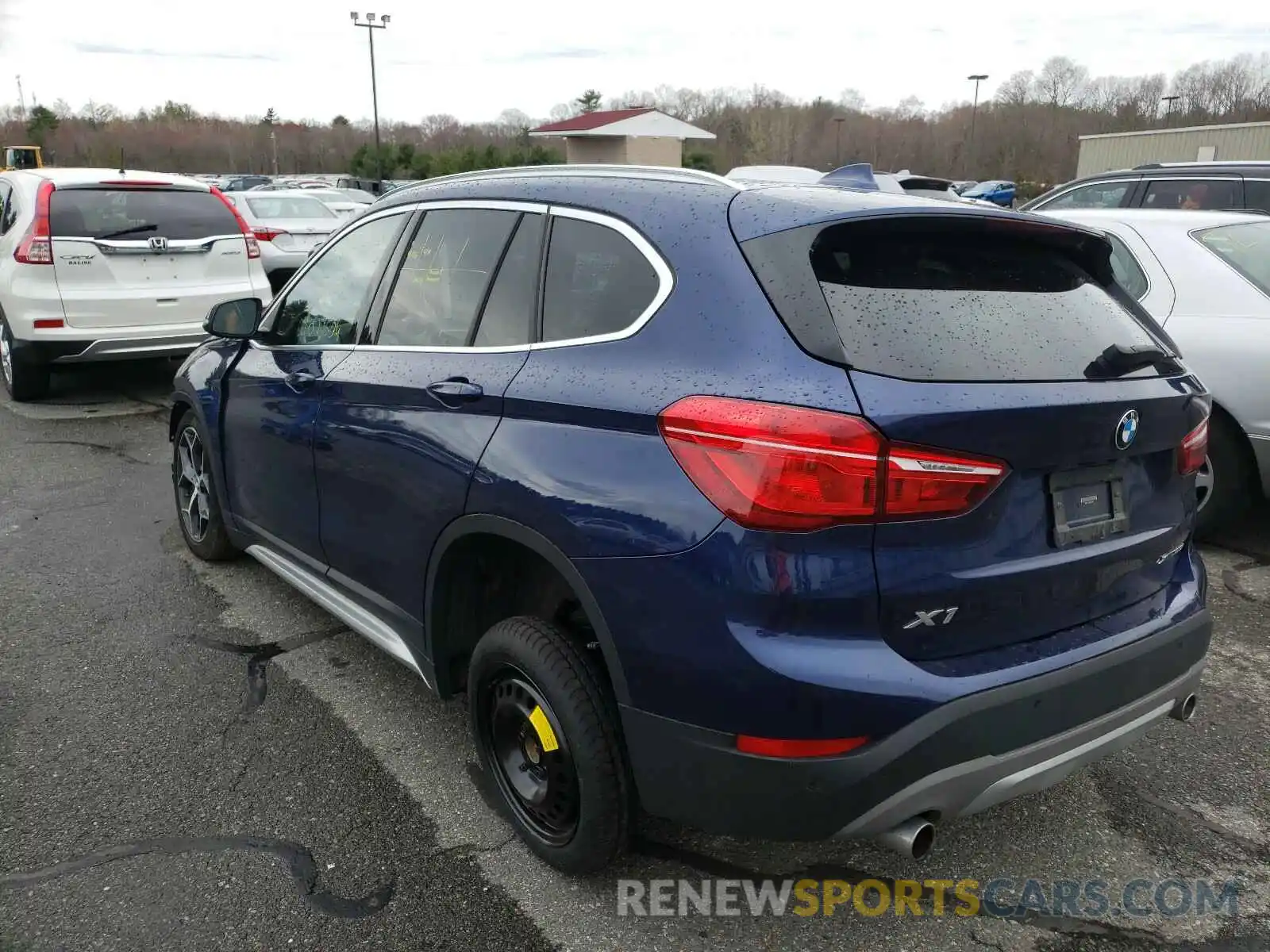 3 Photograph of a damaged car WBXHT3C59K5L90916 BMW X1 2019