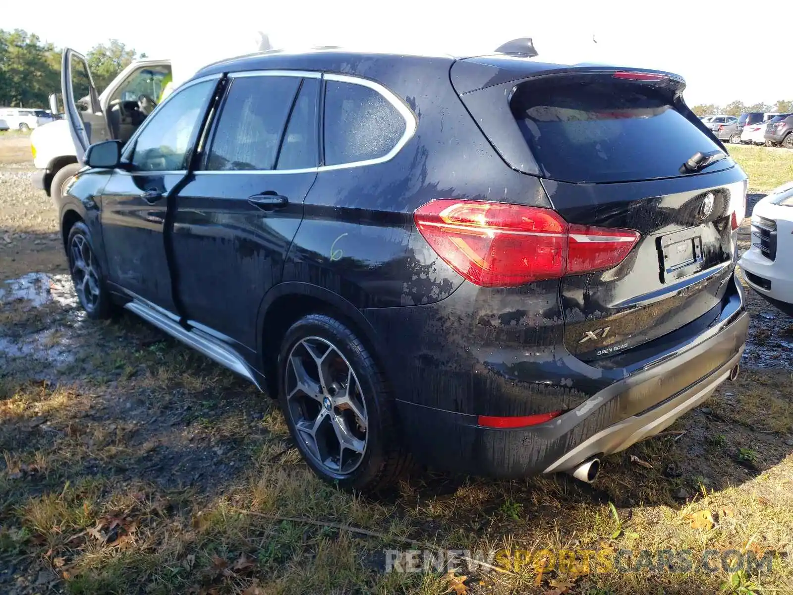 3 Фотография поврежденного автомобиля WBXHT3C59K5N52236 BMW X1 2019