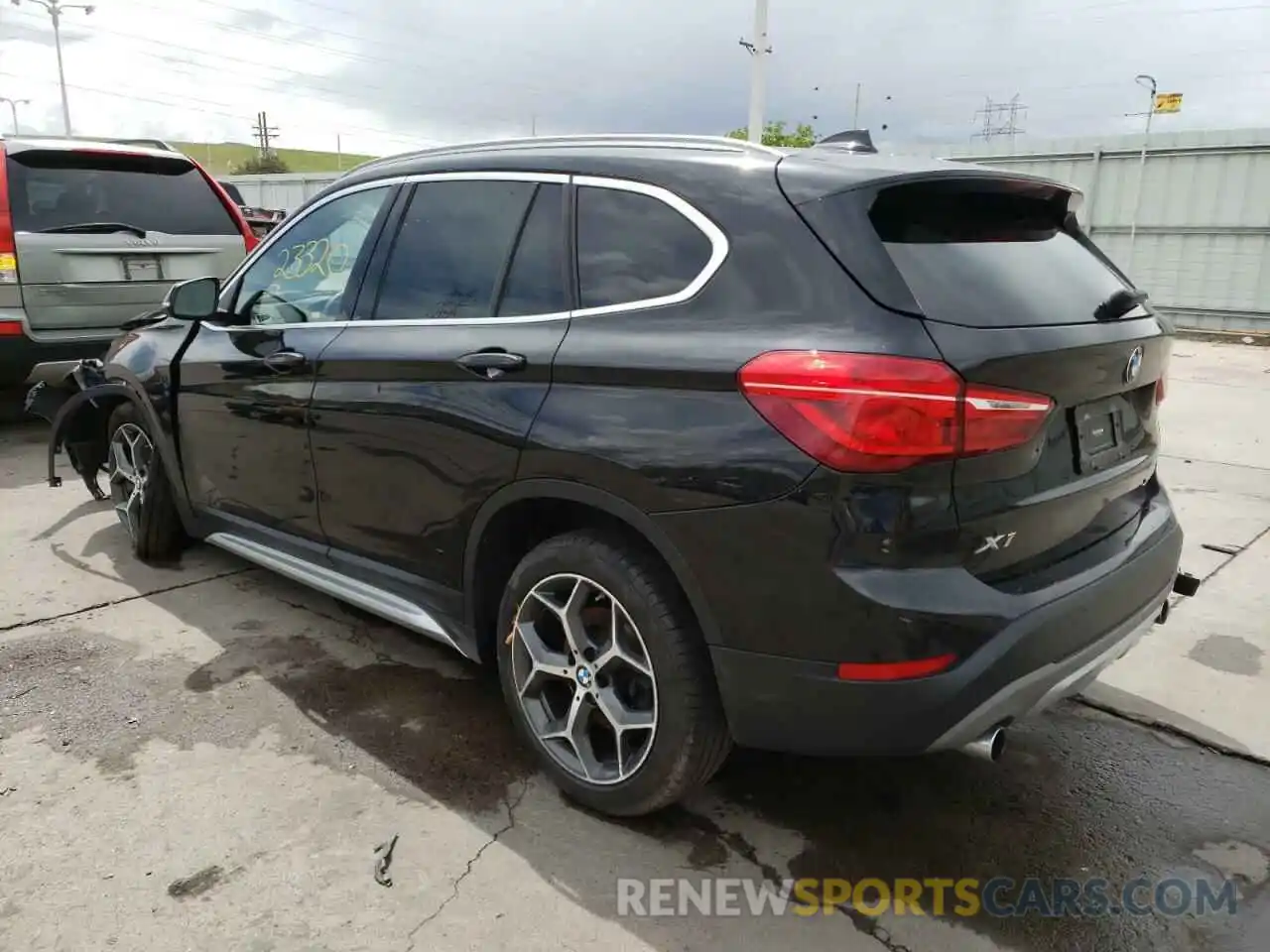 3 Photograph of a damaged car WBXHT3C5XK3H34428 BMW X1 2019